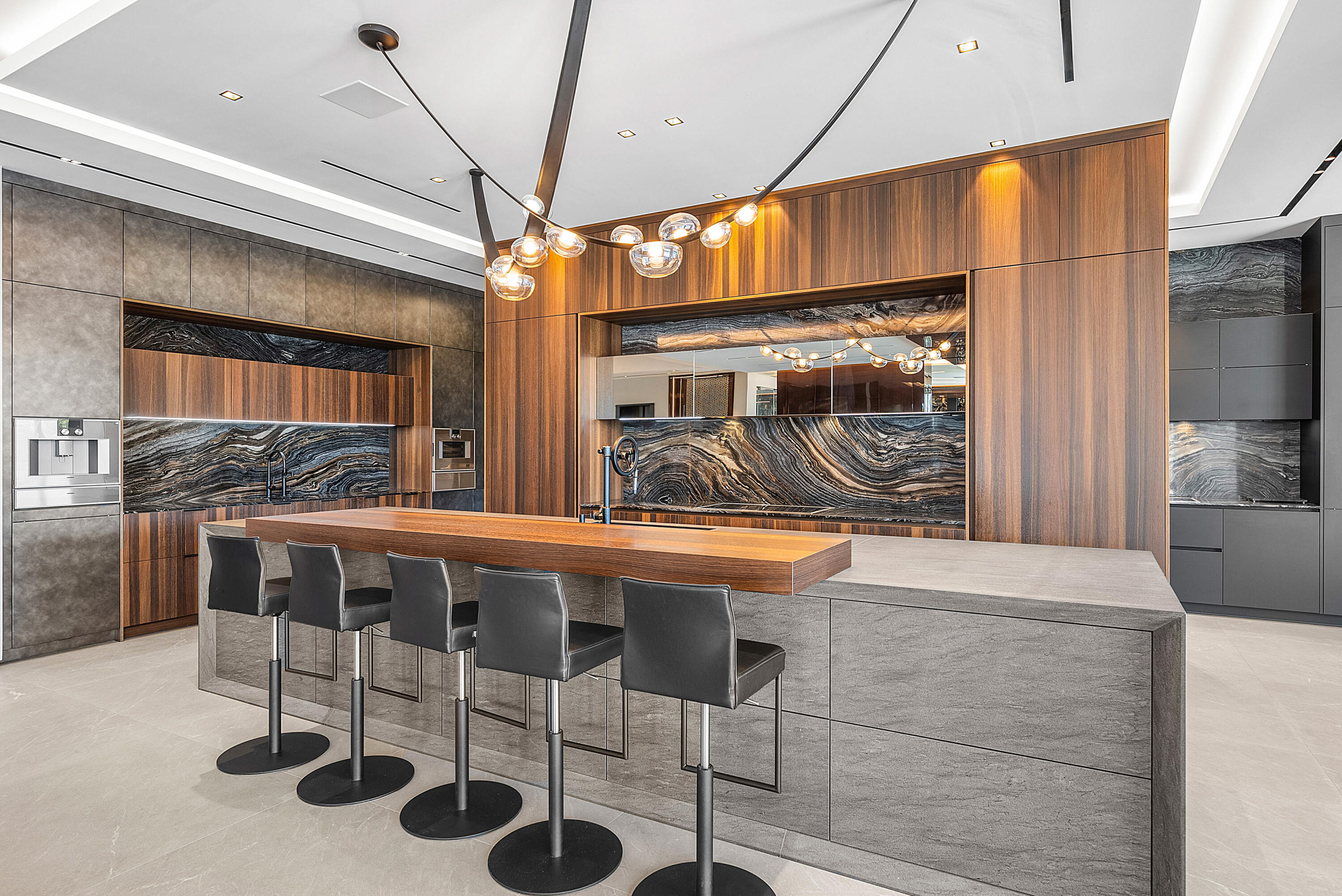 2934 NE 8th Boca Raton, FL 33431