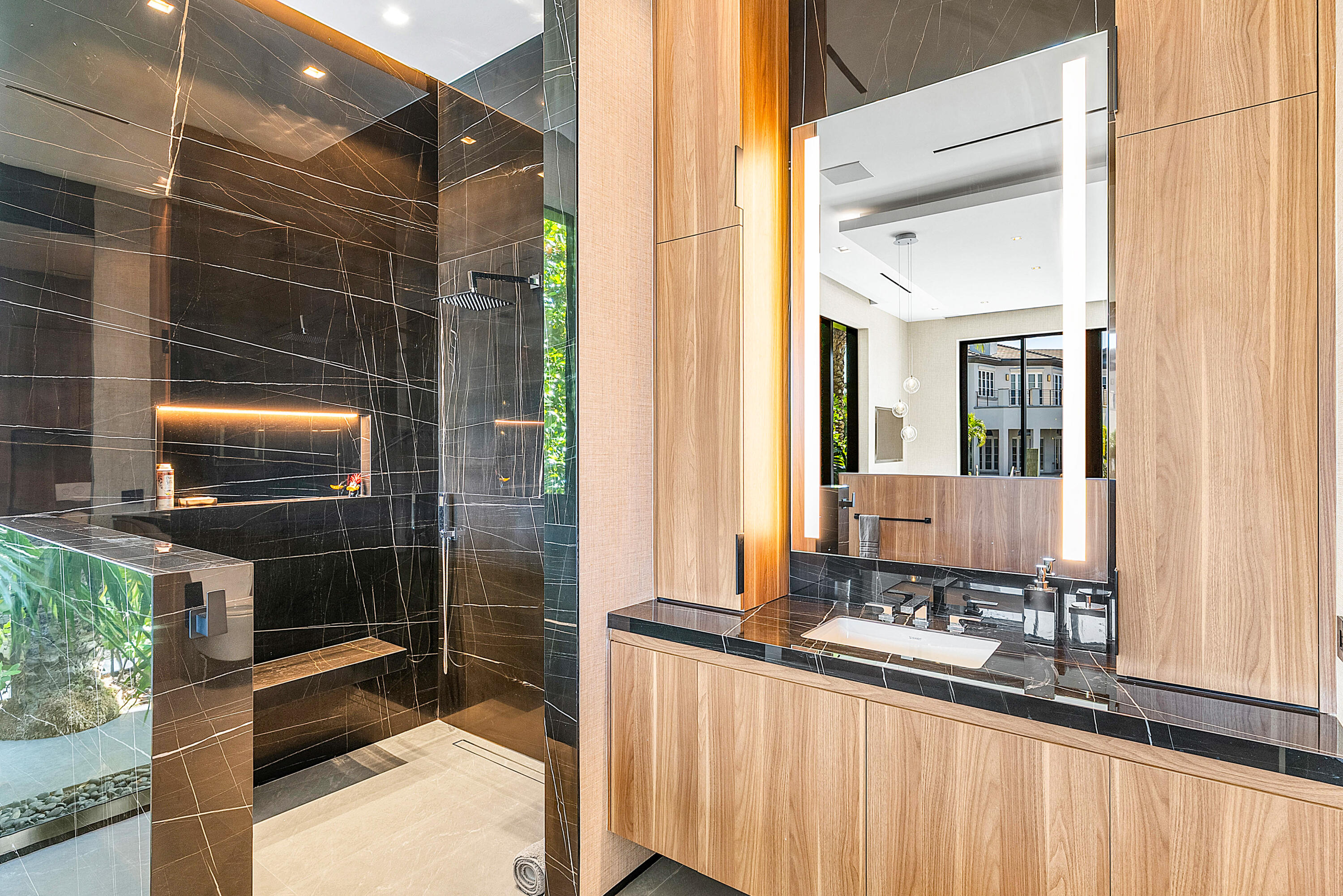 2934 NE 8th Boca Raton, FL 33431