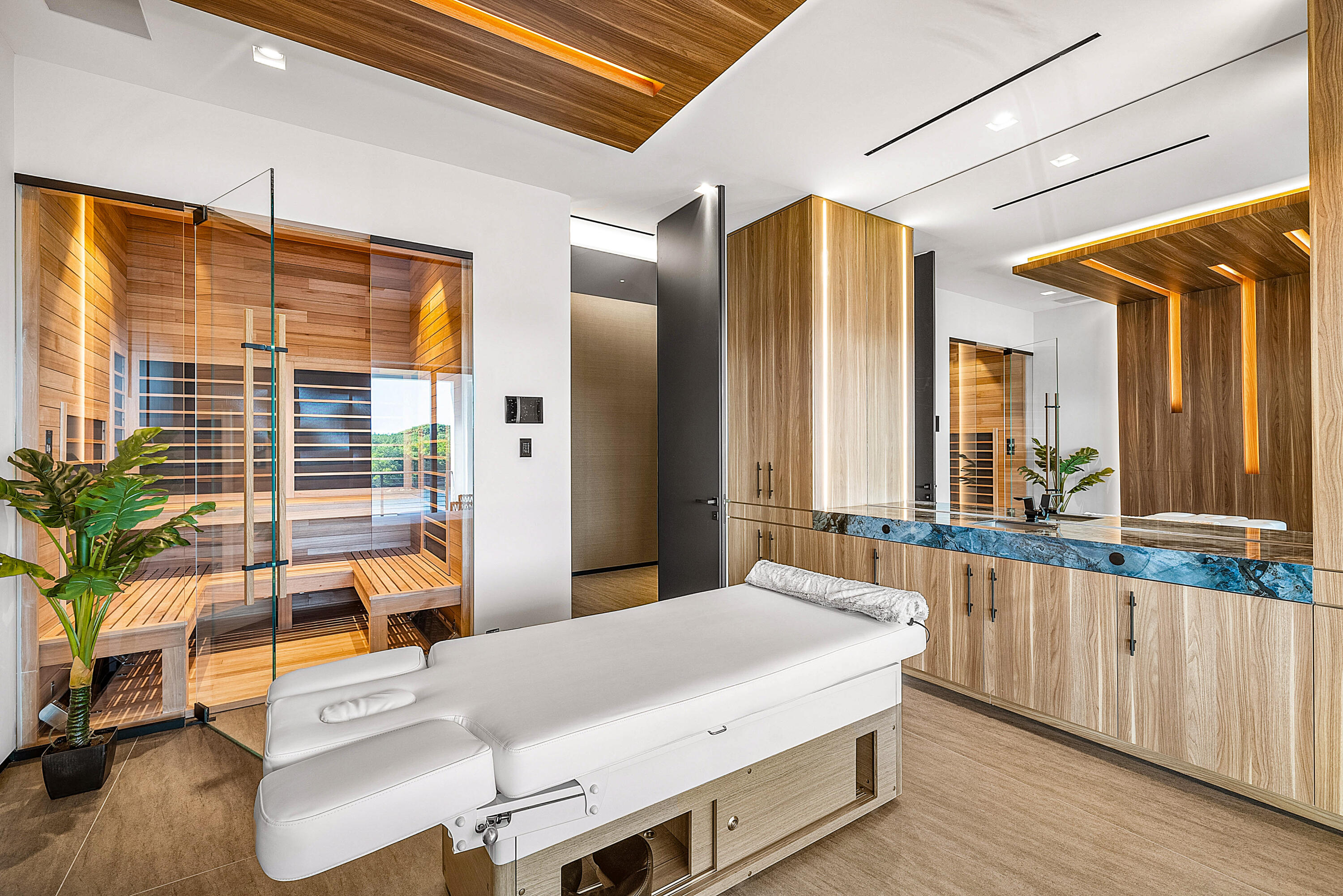 2934 NE 8th Boca Raton, FL 33431