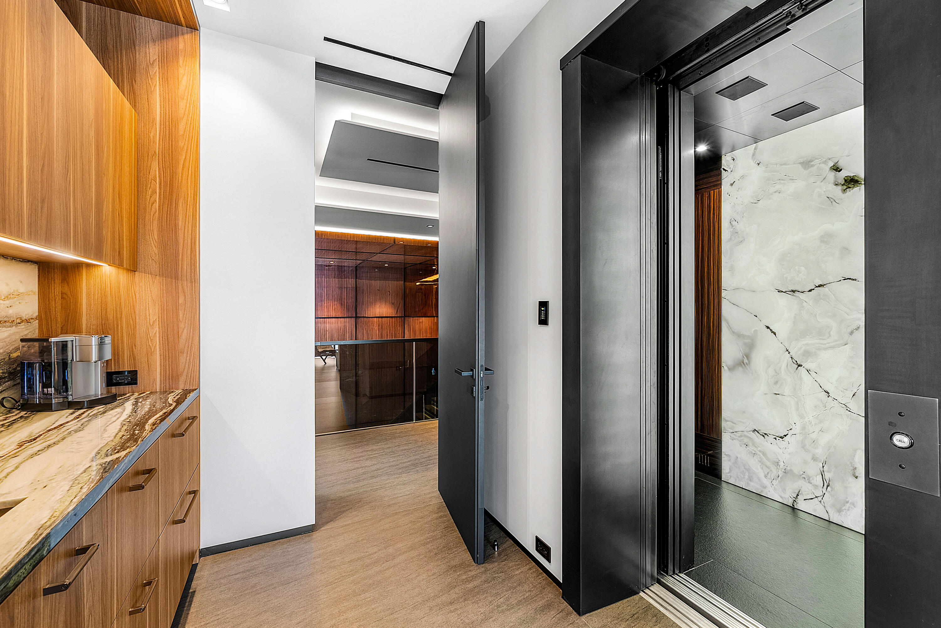 2934 NE 8th Boca Raton, FL 33431