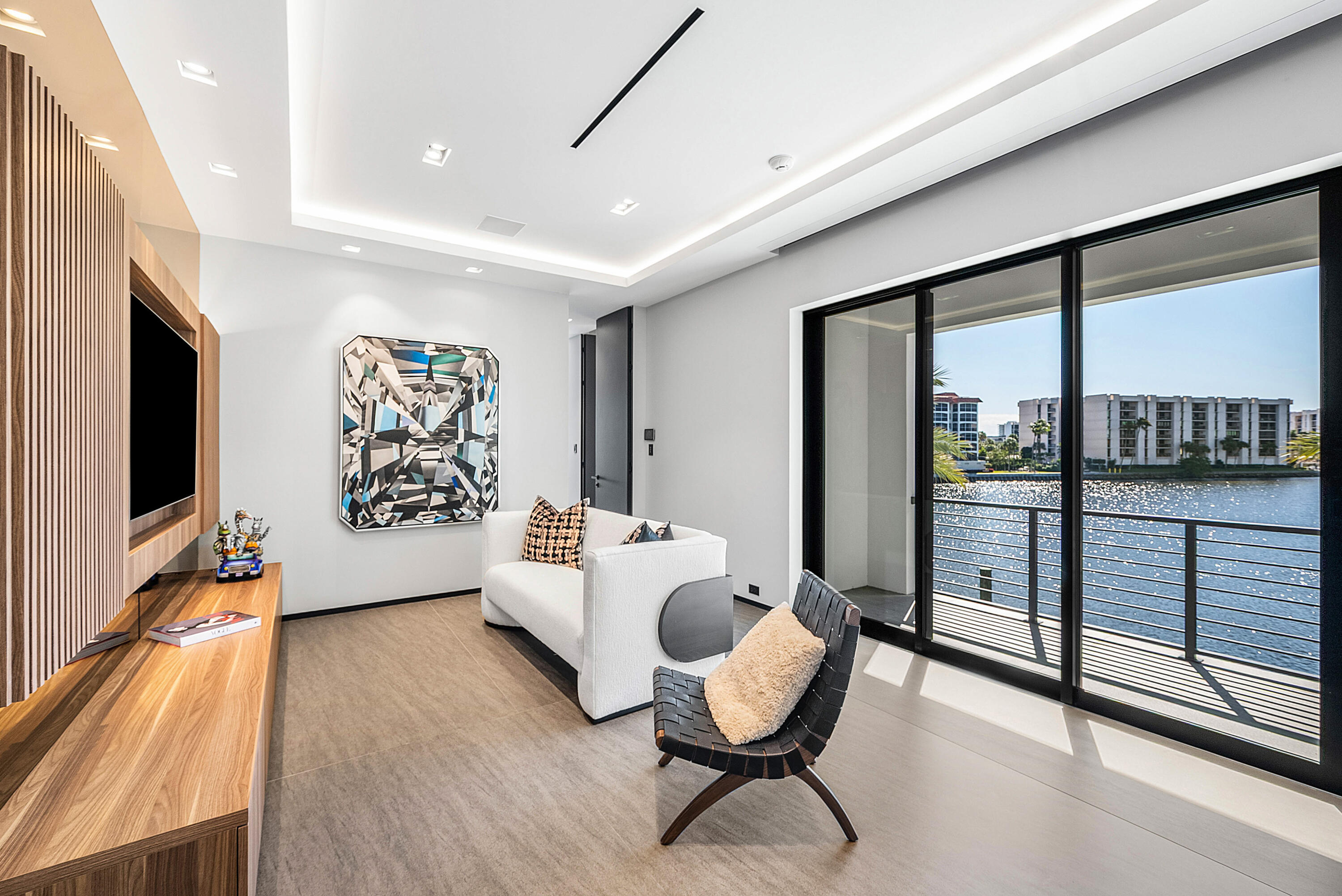 2934 NE 8th Boca Raton, FL 33431