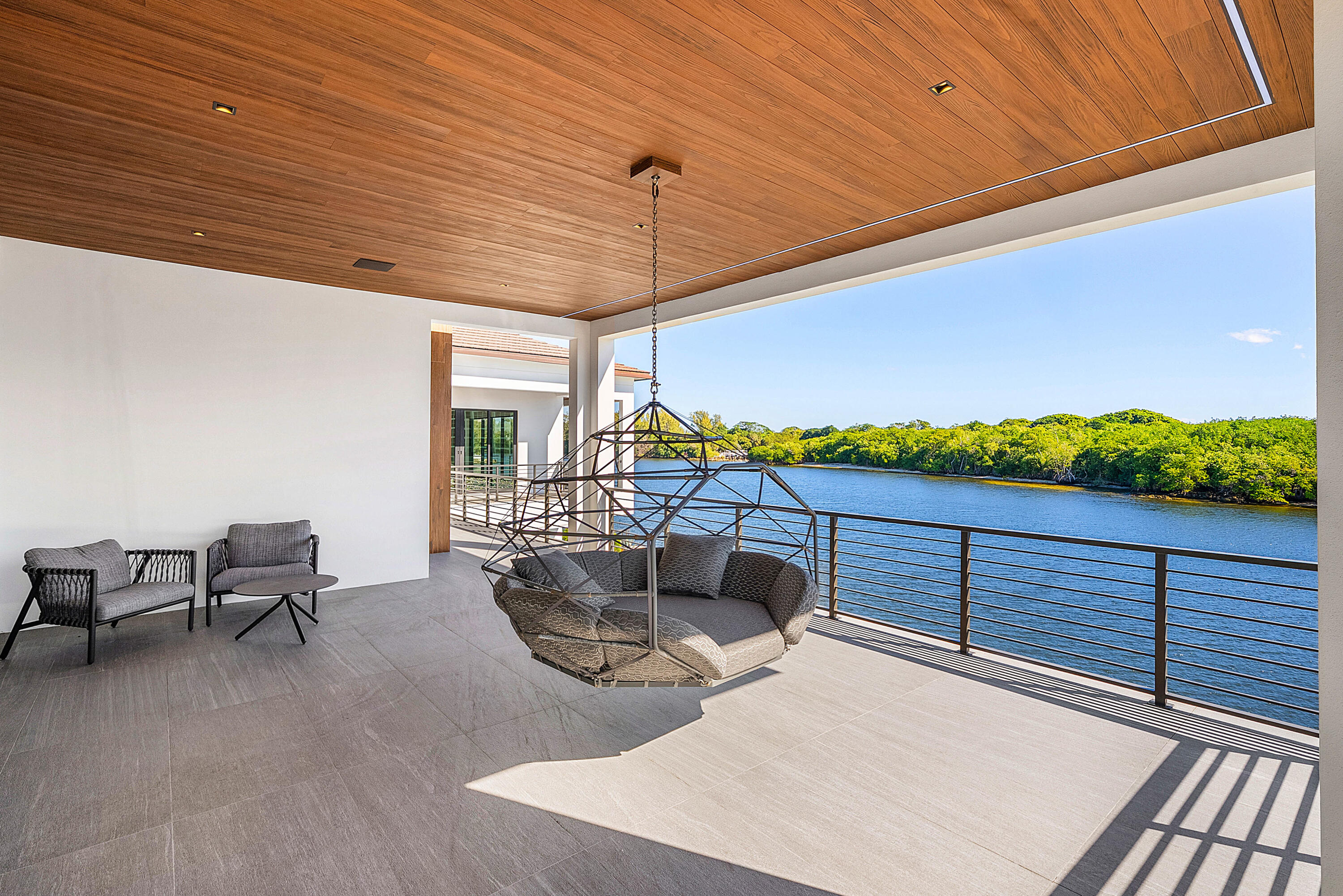 2934 NE 8th Boca Raton, FL 33431