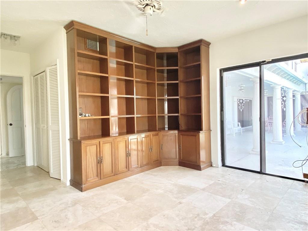 71 Bay Colony Fort Lauderdale, FL 33308