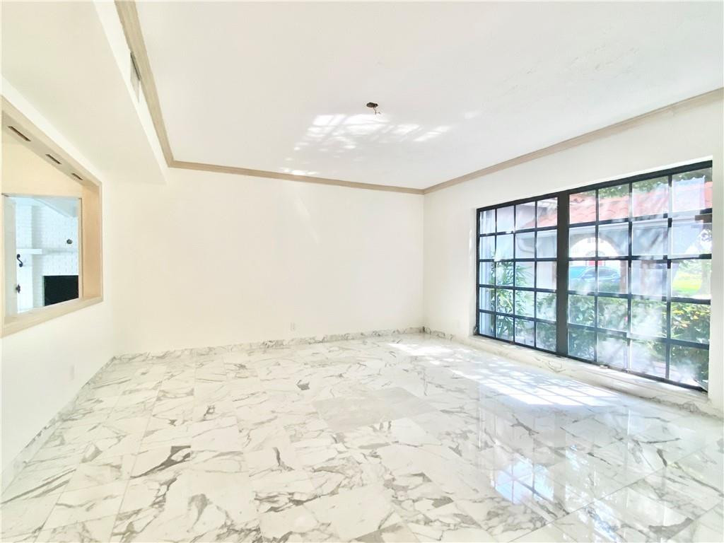 71 Bay Colony Fort Lauderdale, FL 33308