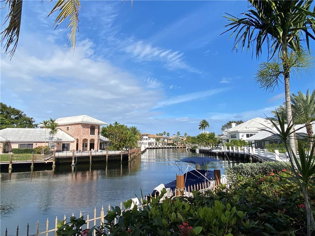 71 Bay Colony Fort Lauderdale, FL 33308