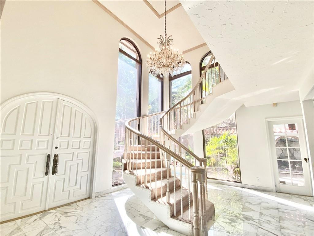 71 Bay Colony Fort Lauderdale, FL 33308