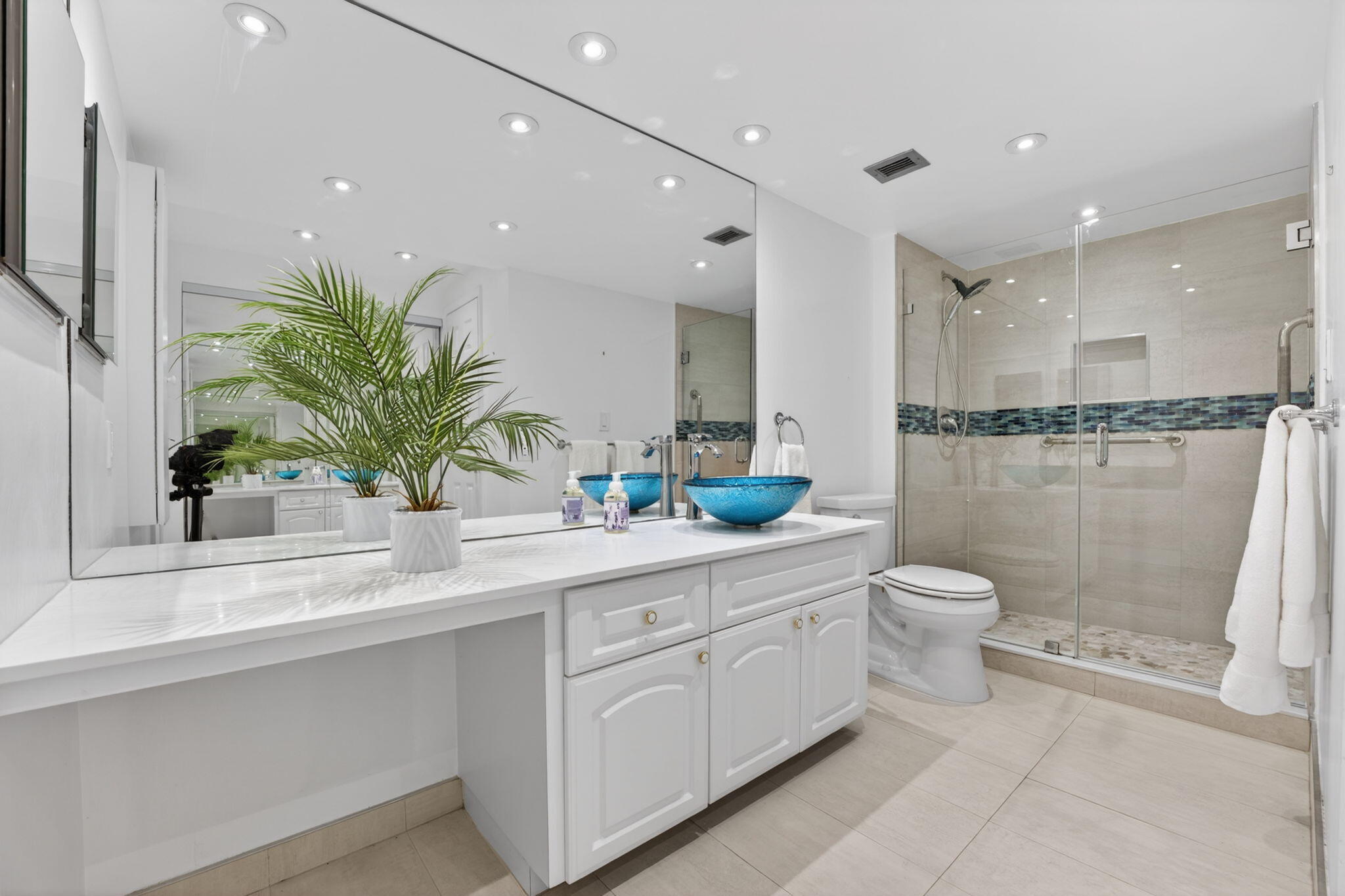 405 N Ocean #1816 Pompano Beach, FL 33062