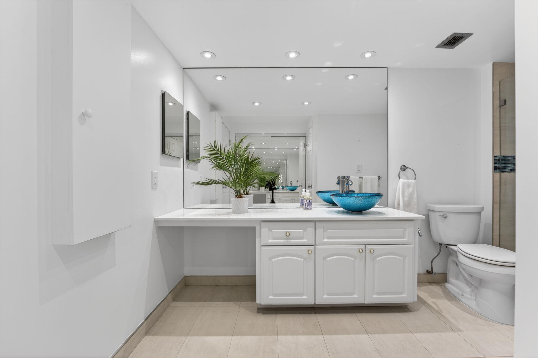 405 N Ocean #1816 Pompano Beach, FL 33062