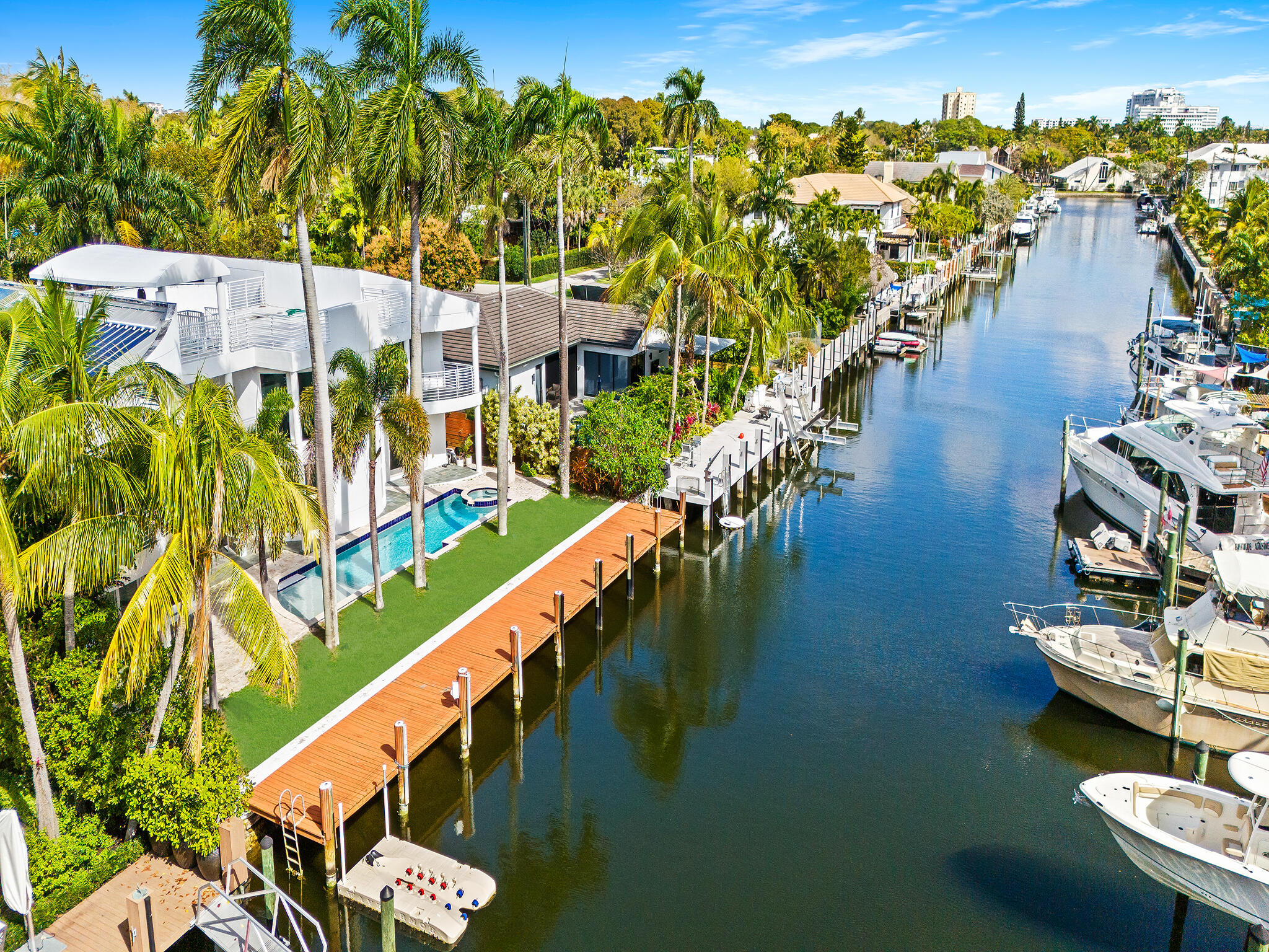 450 Victoria Fort Lauderdale, FL 33301
