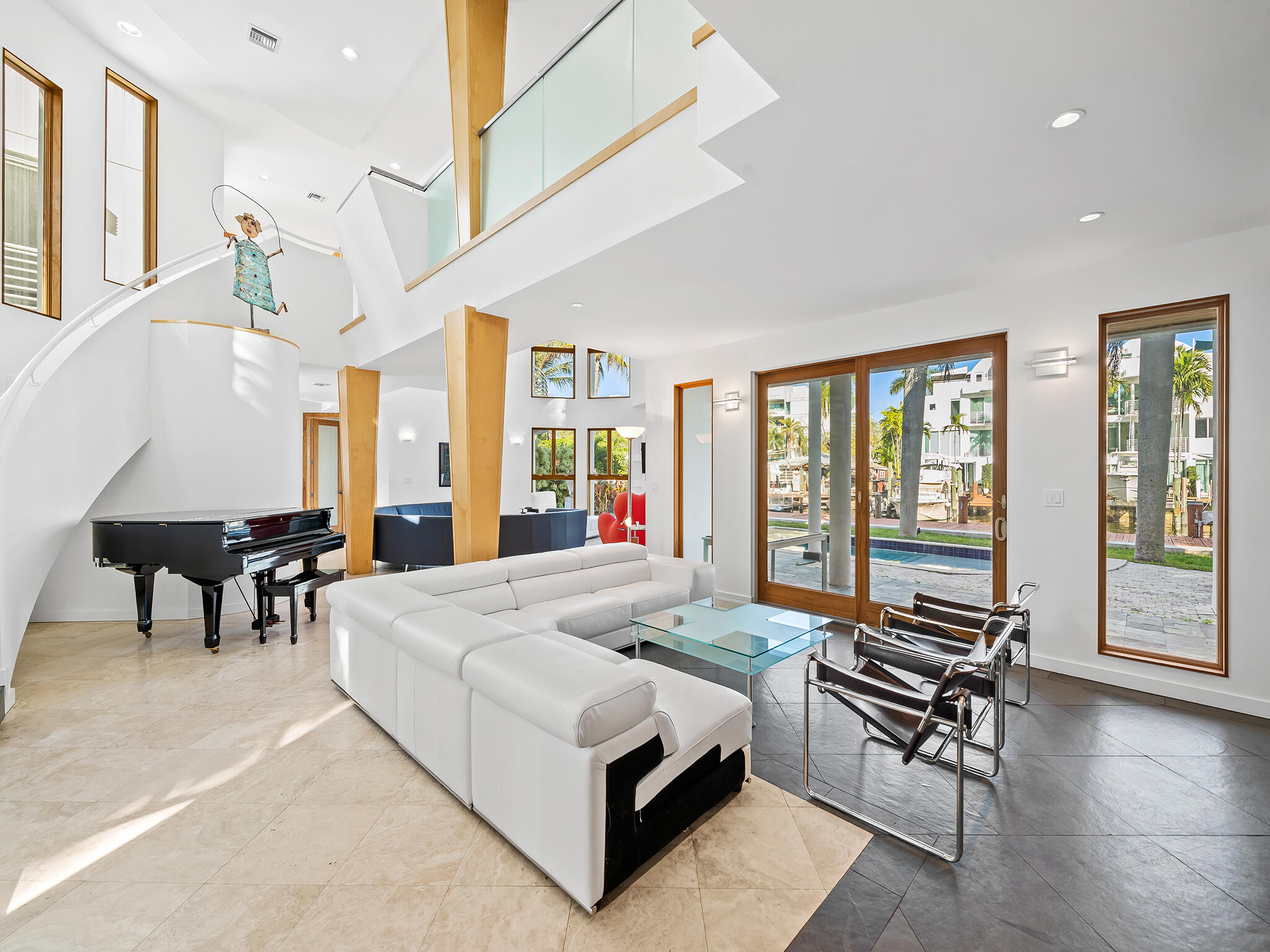 450 Victoria Fort Lauderdale, FL 33301
