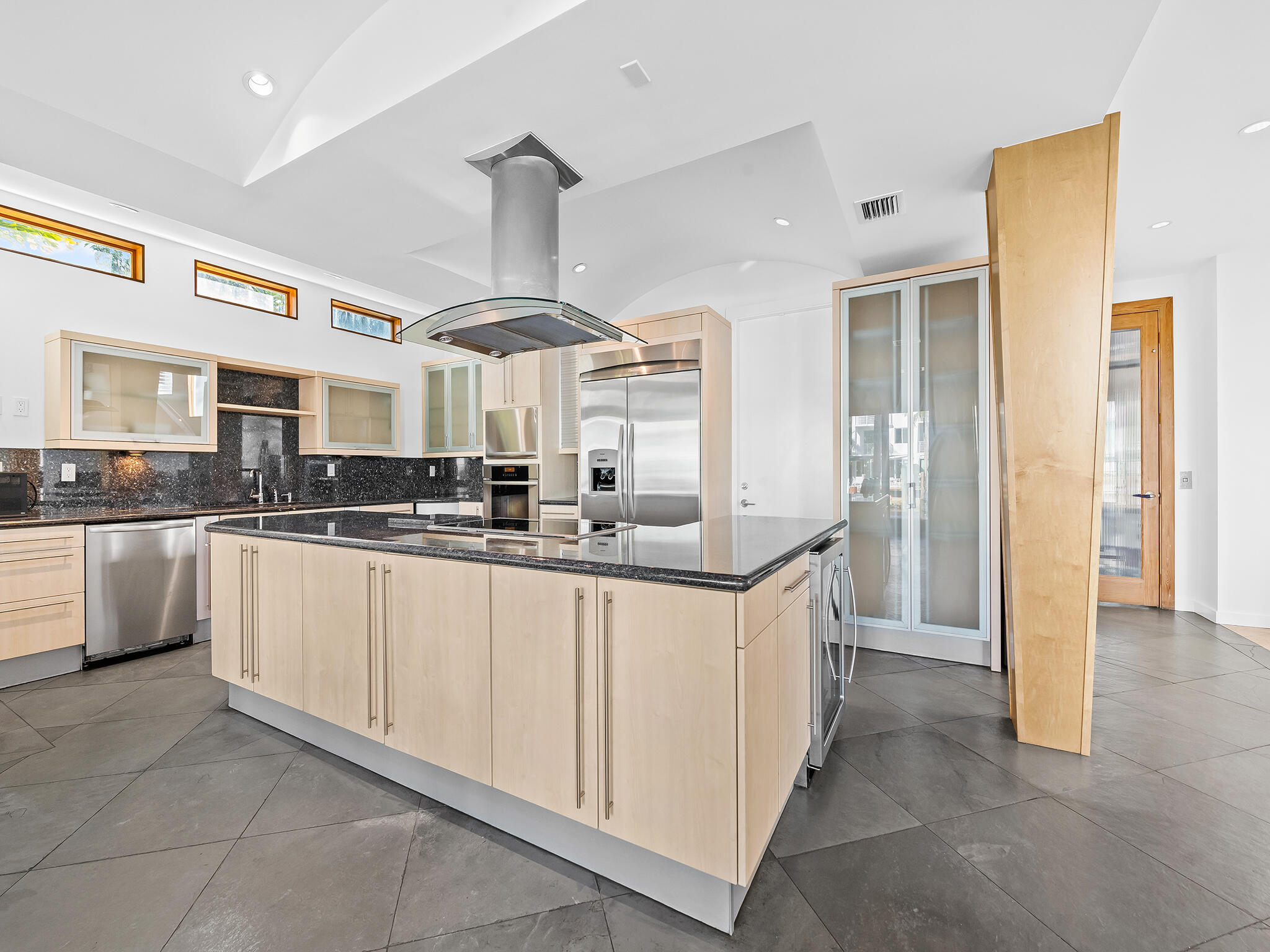 450 Victoria Fort Lauderdale, FL 33301