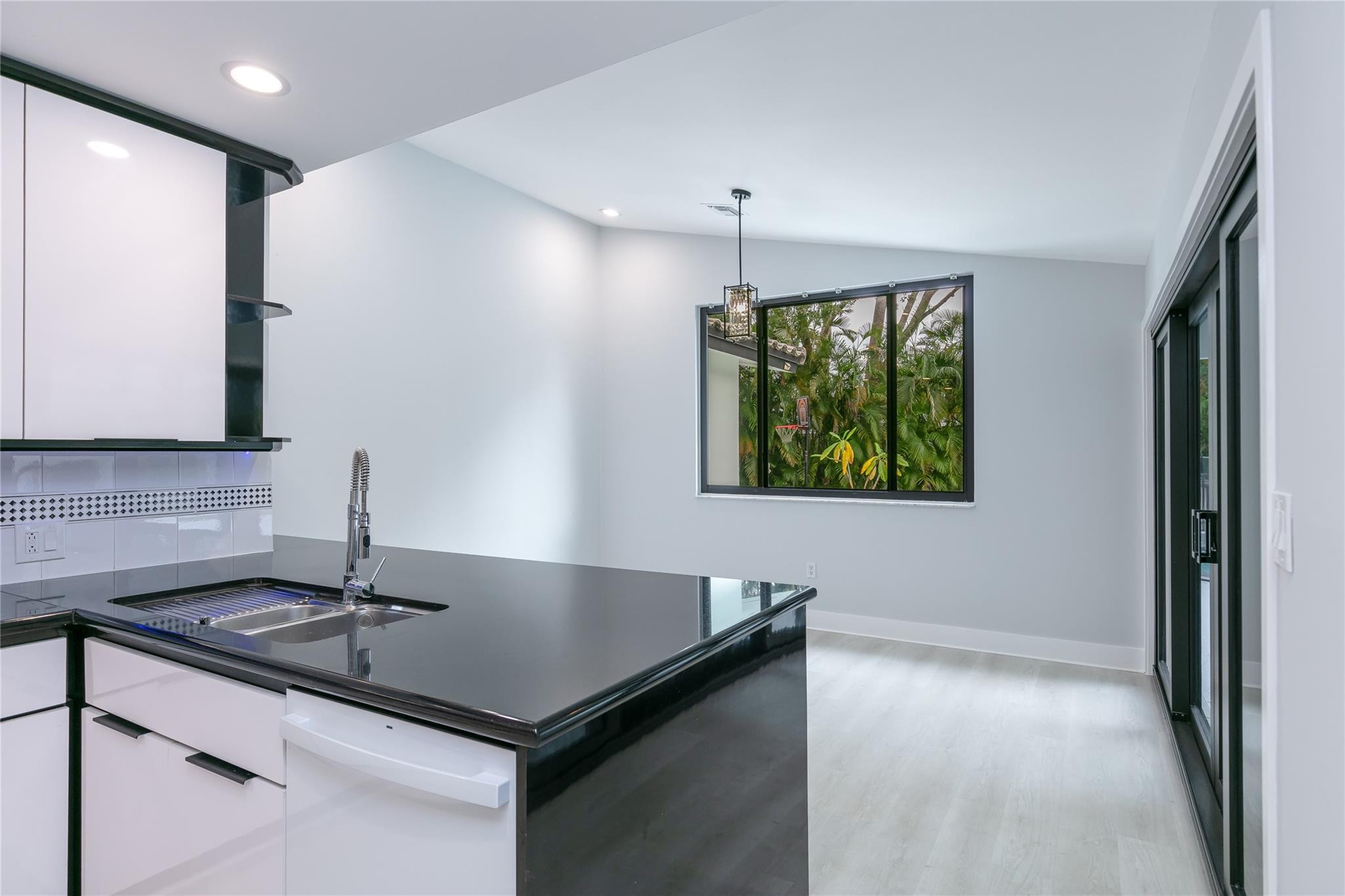 13401 SW 83rd Pinecrest, FL 33156
