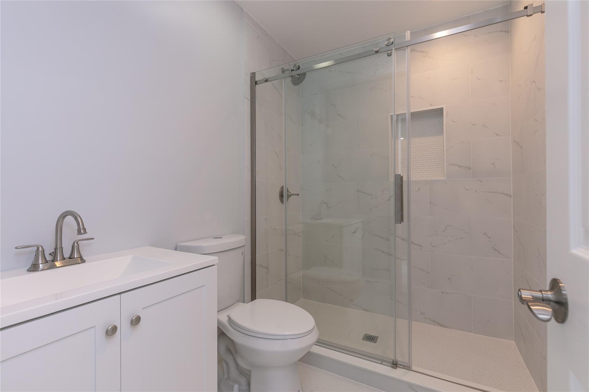 13401 SW 83rd Pinecrest, FL 33156