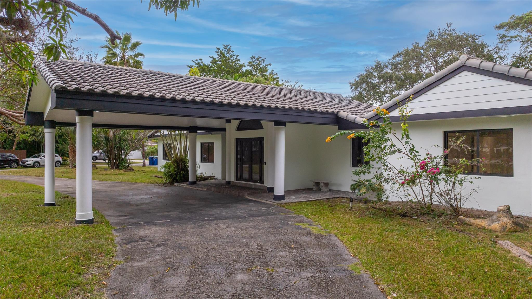 13401 SW 83rd Pinecrest, FL 33156