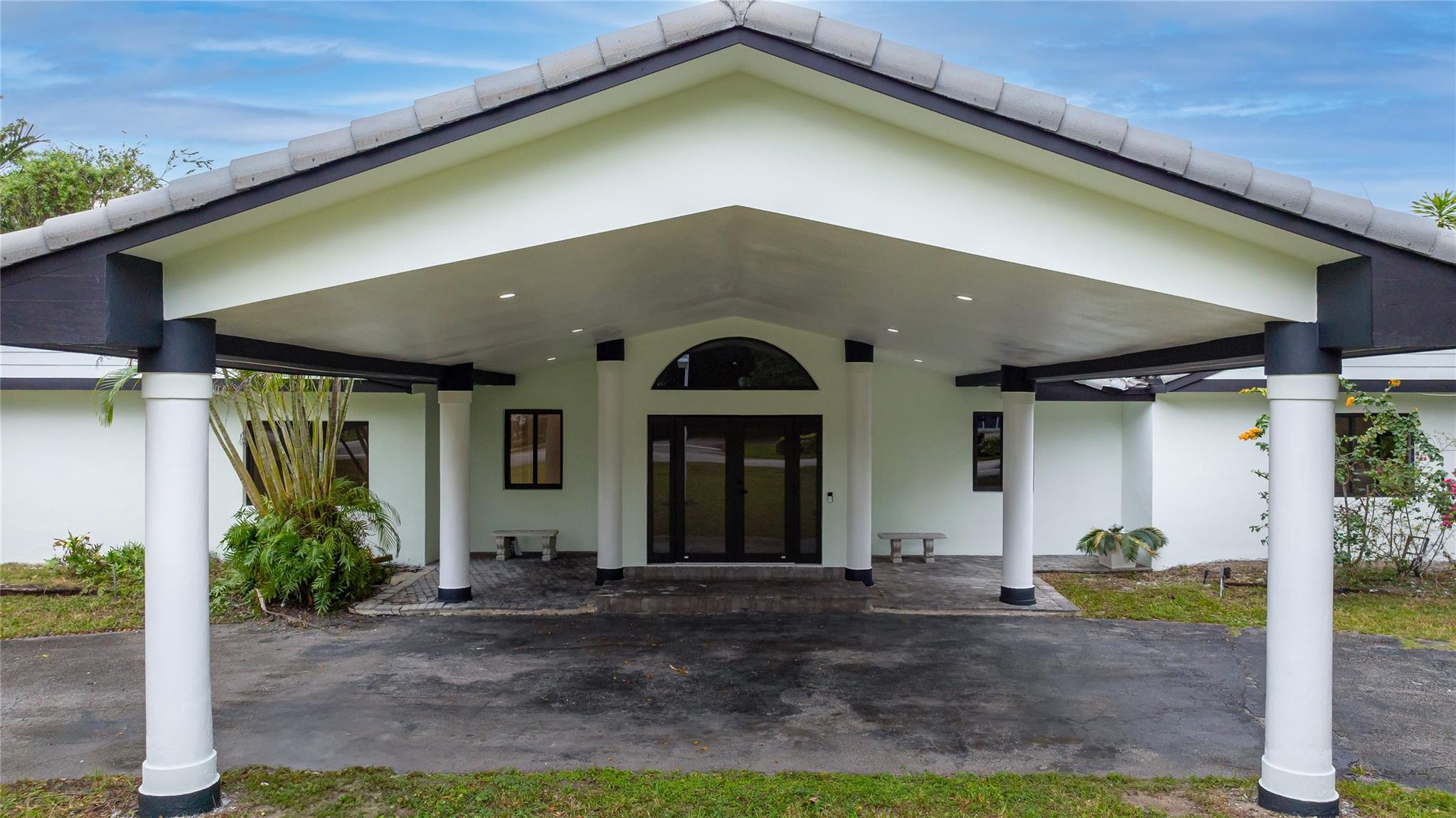 13401 SW 83rd Pinecrest, FL 33156