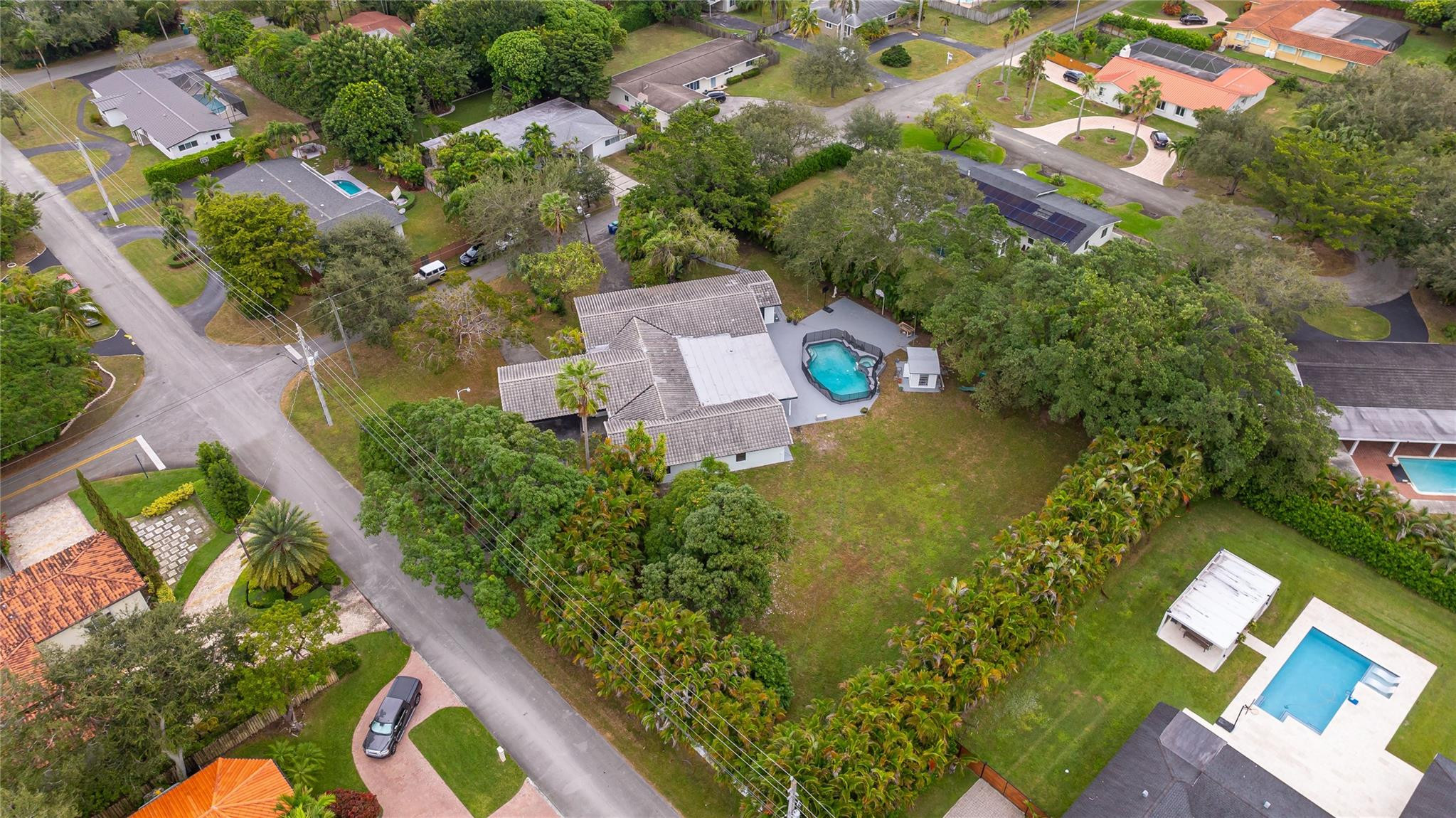 13401 SW 83rd Pinecrest, FL 33156