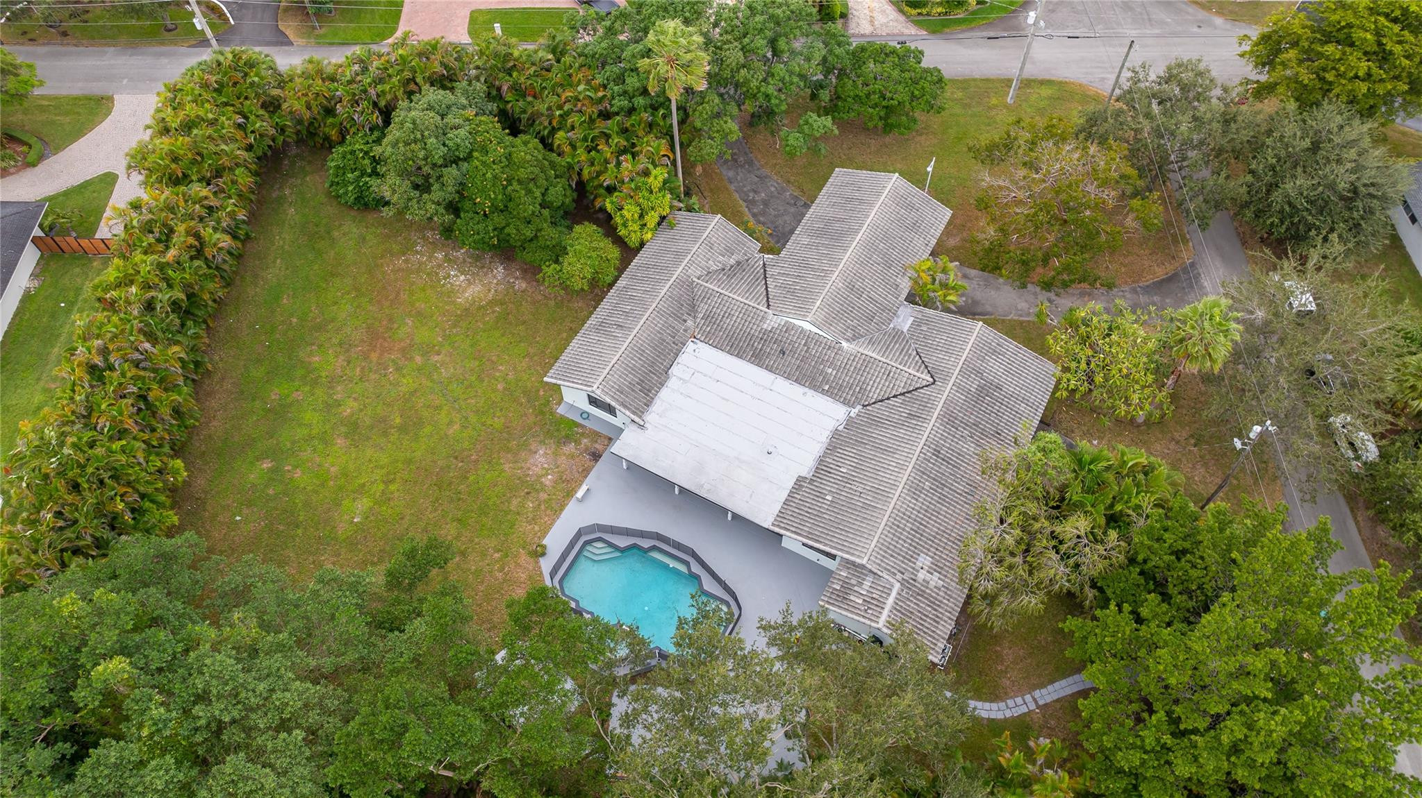 13401 SW 83rd Pinecrest, FL 33156