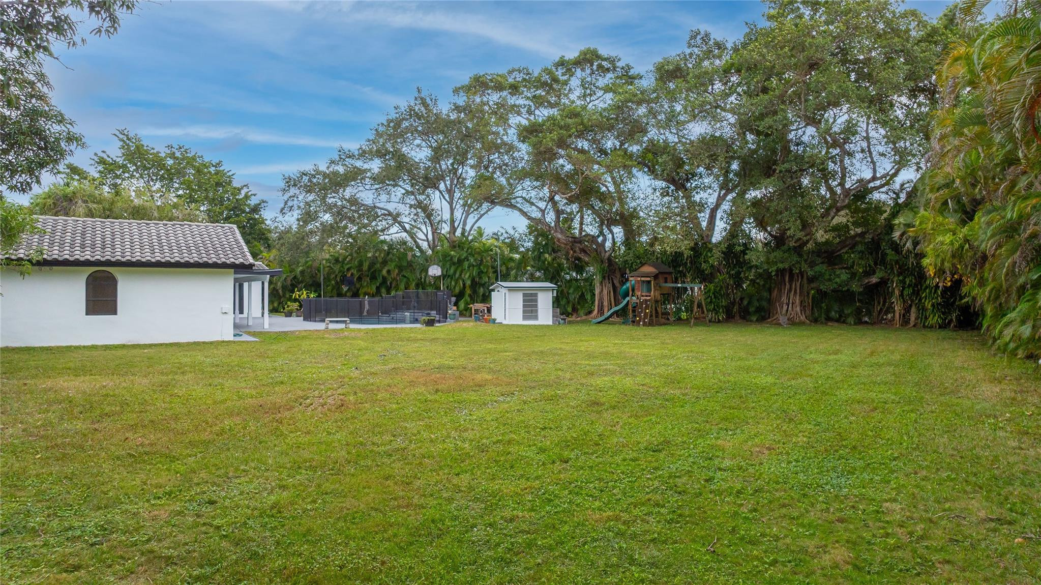 13401 SW 83rd Pinecrest, FL 33156