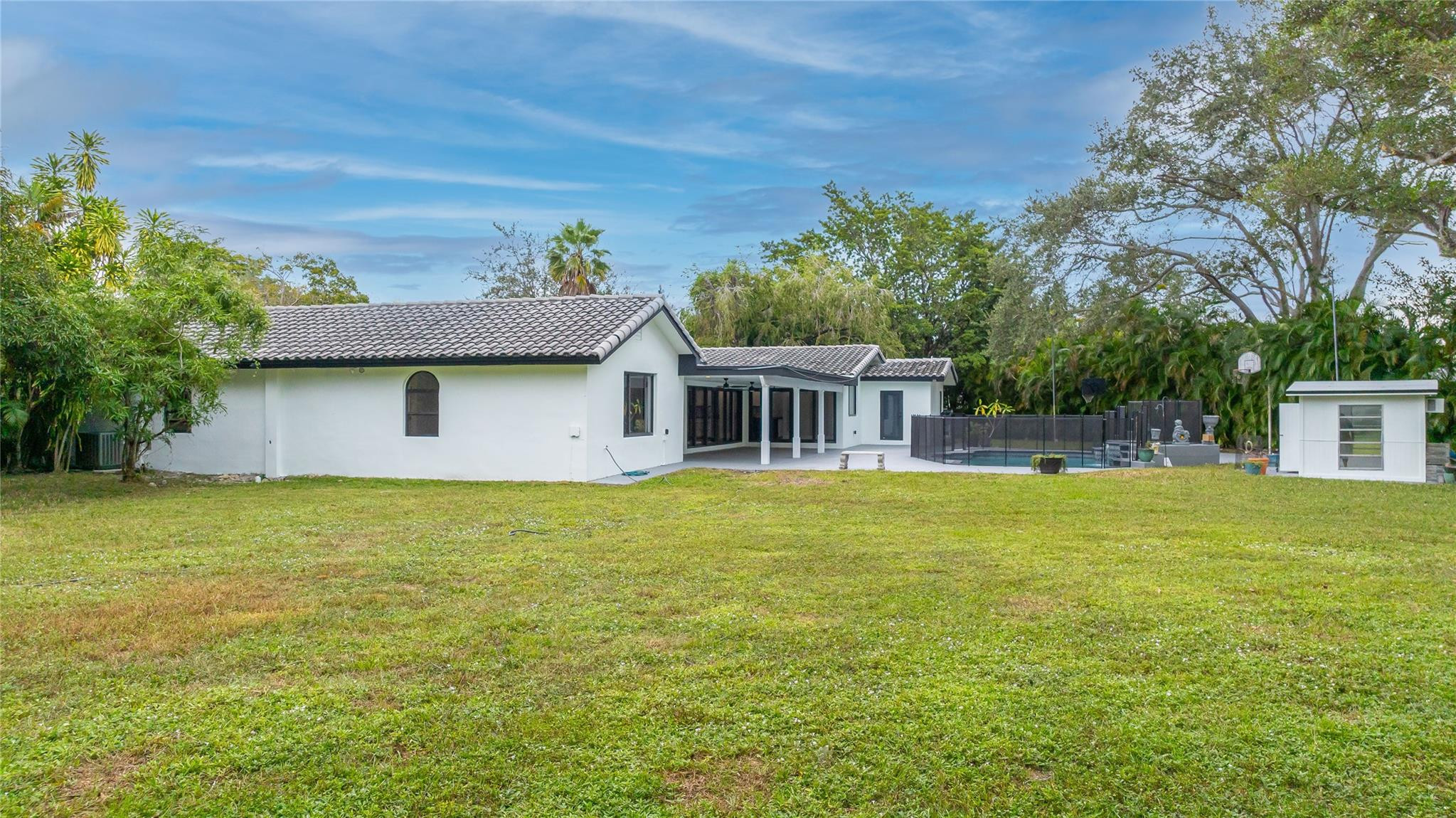 13401 SW 83rd Pinecrest, FL 33156