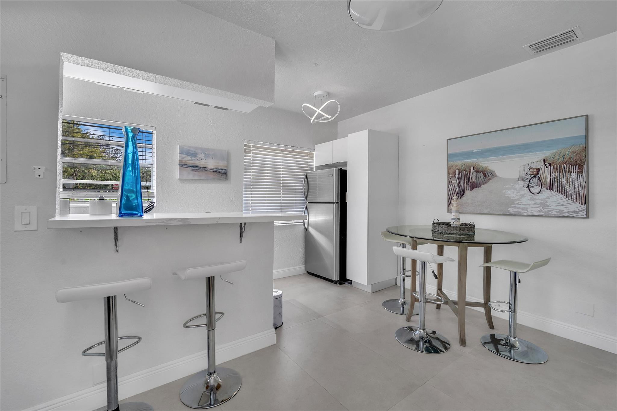 17 NE 9th Fort Lauderdale, FL 33301