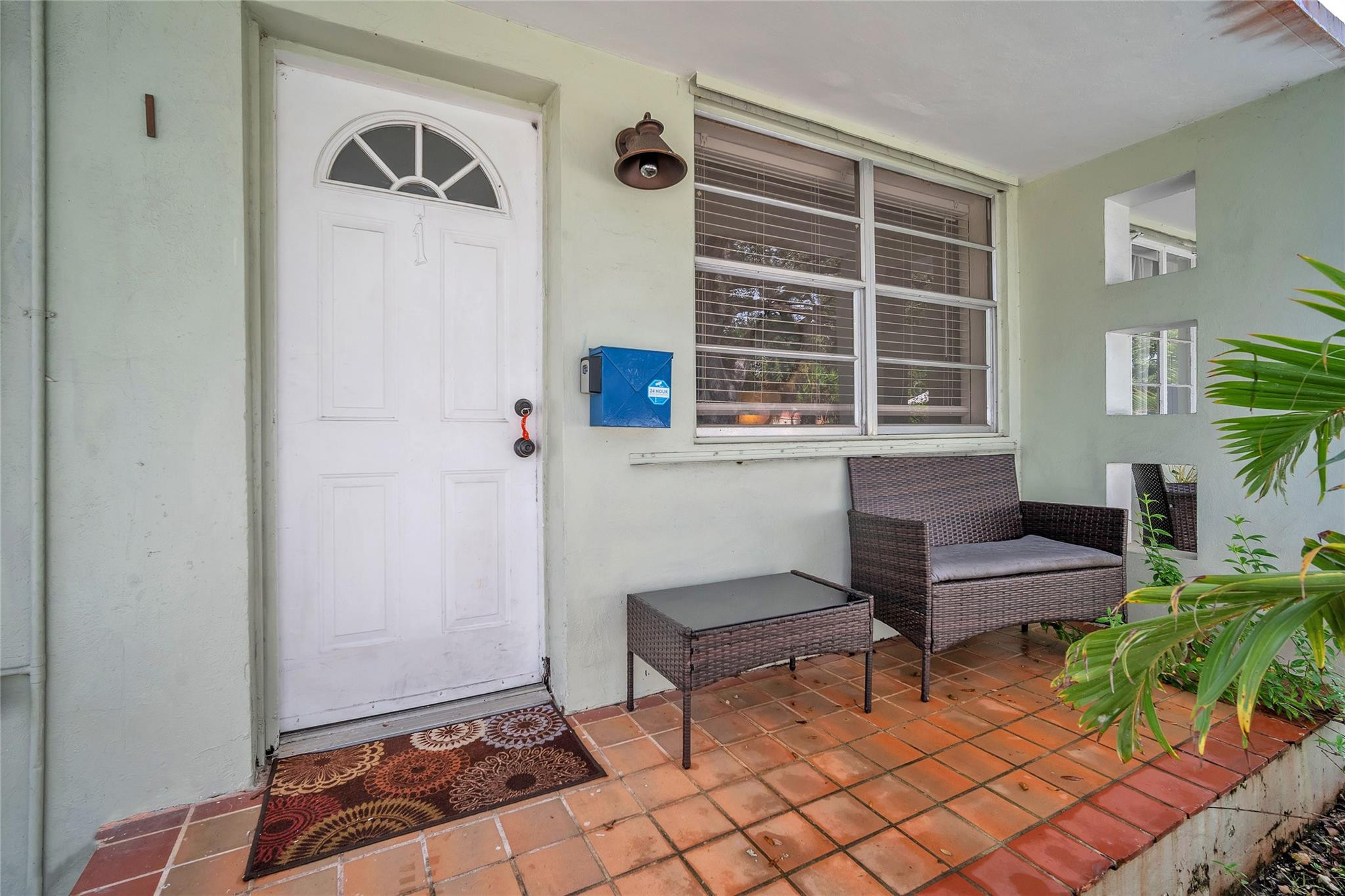 17 NE 9th Fort Lauderdale, FL 33301