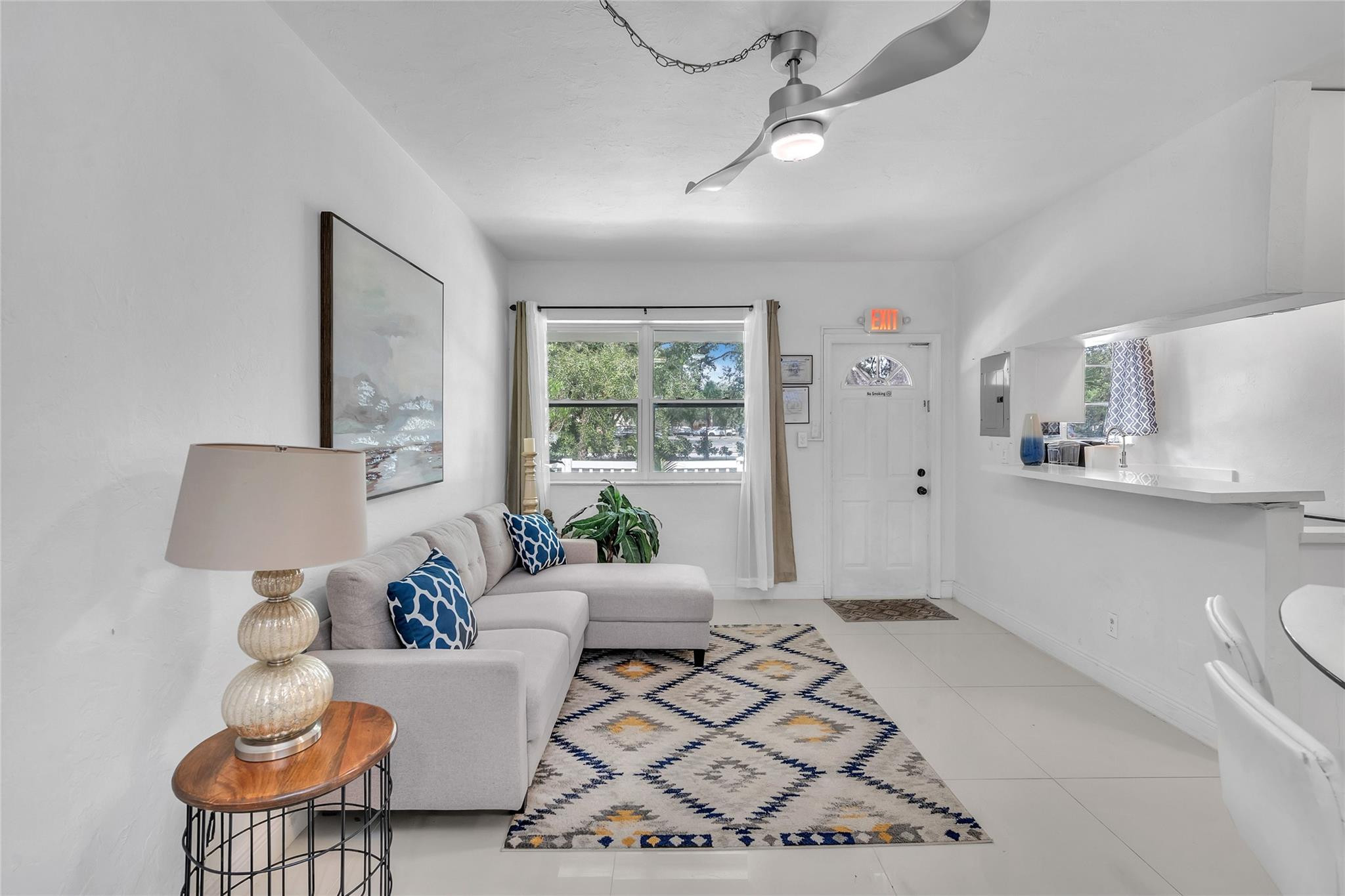 17 NE 9th Fort Lauderdale, FL 33301