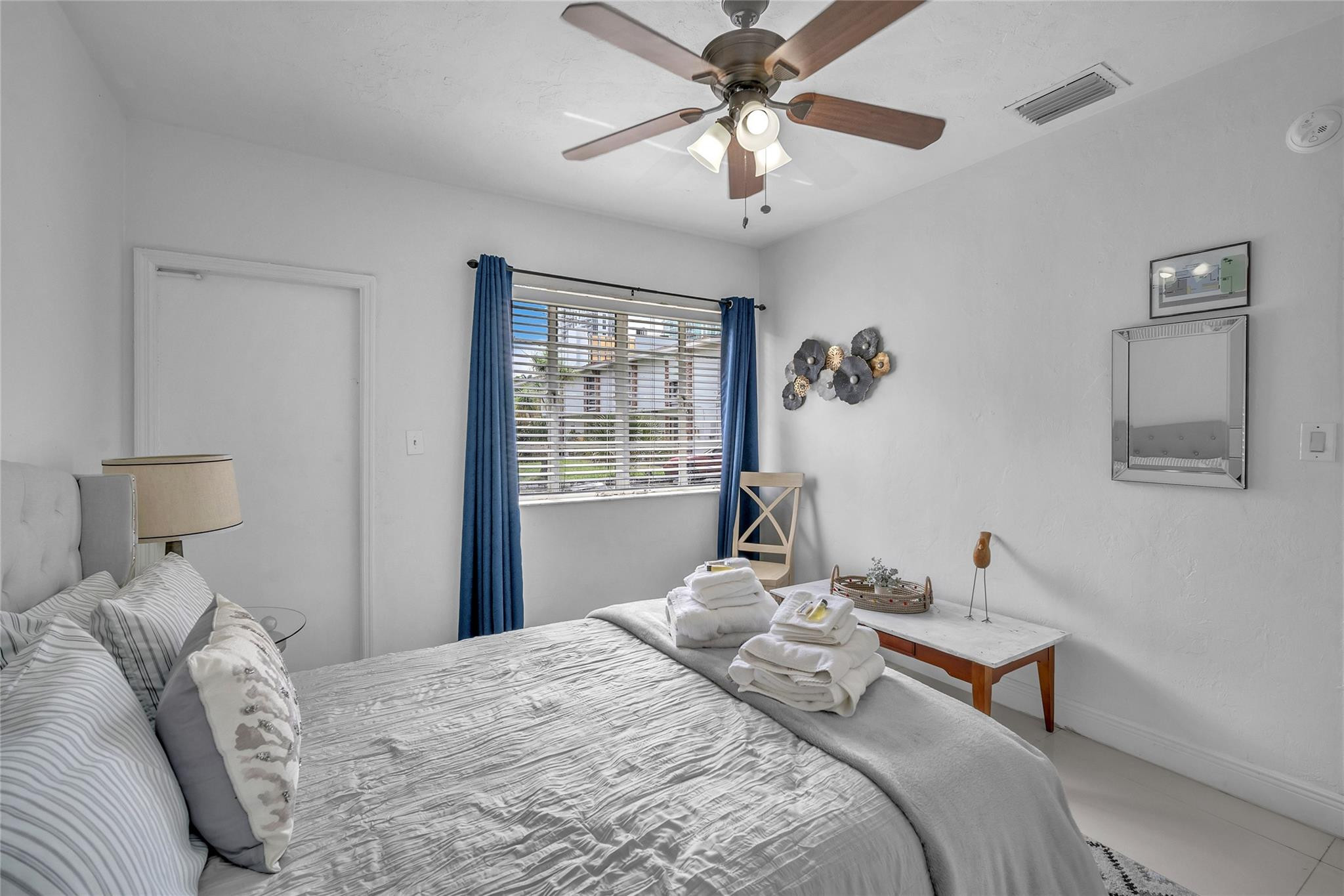 17 NE 9th Fort Lauderdale, FL 33301
