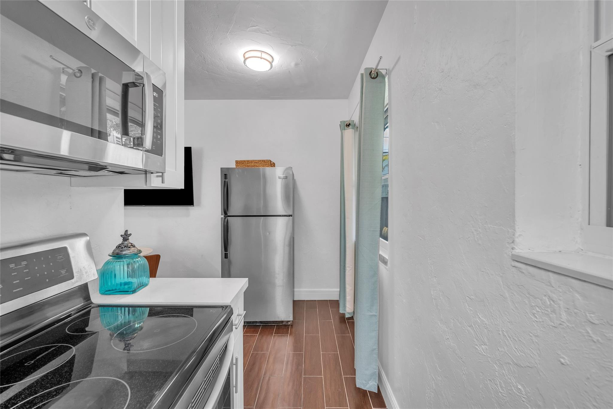 17 NE 9th Fort Lauderdale, FL 33301