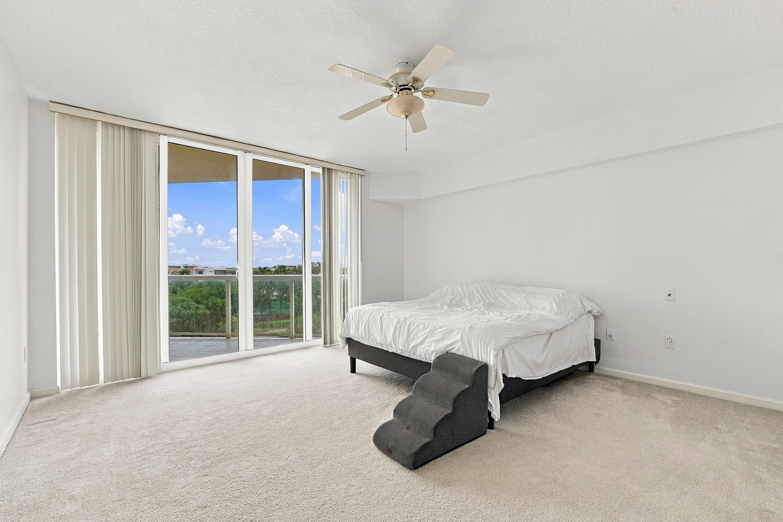 6001 N Ocean Dr #503 Hollywood, FL 33019