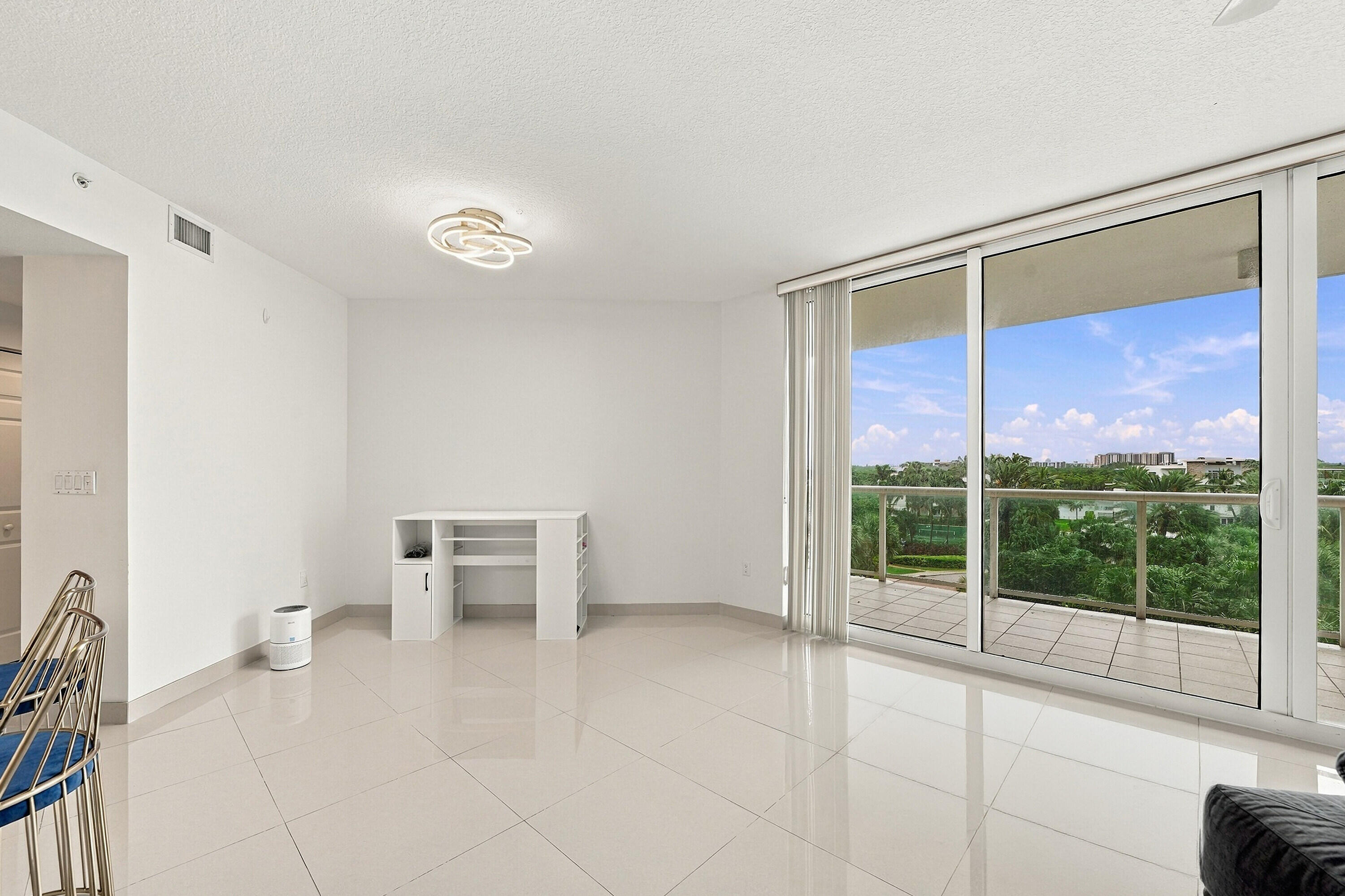 6001 N Ocean Dr #503 Hollywood, FL 33019