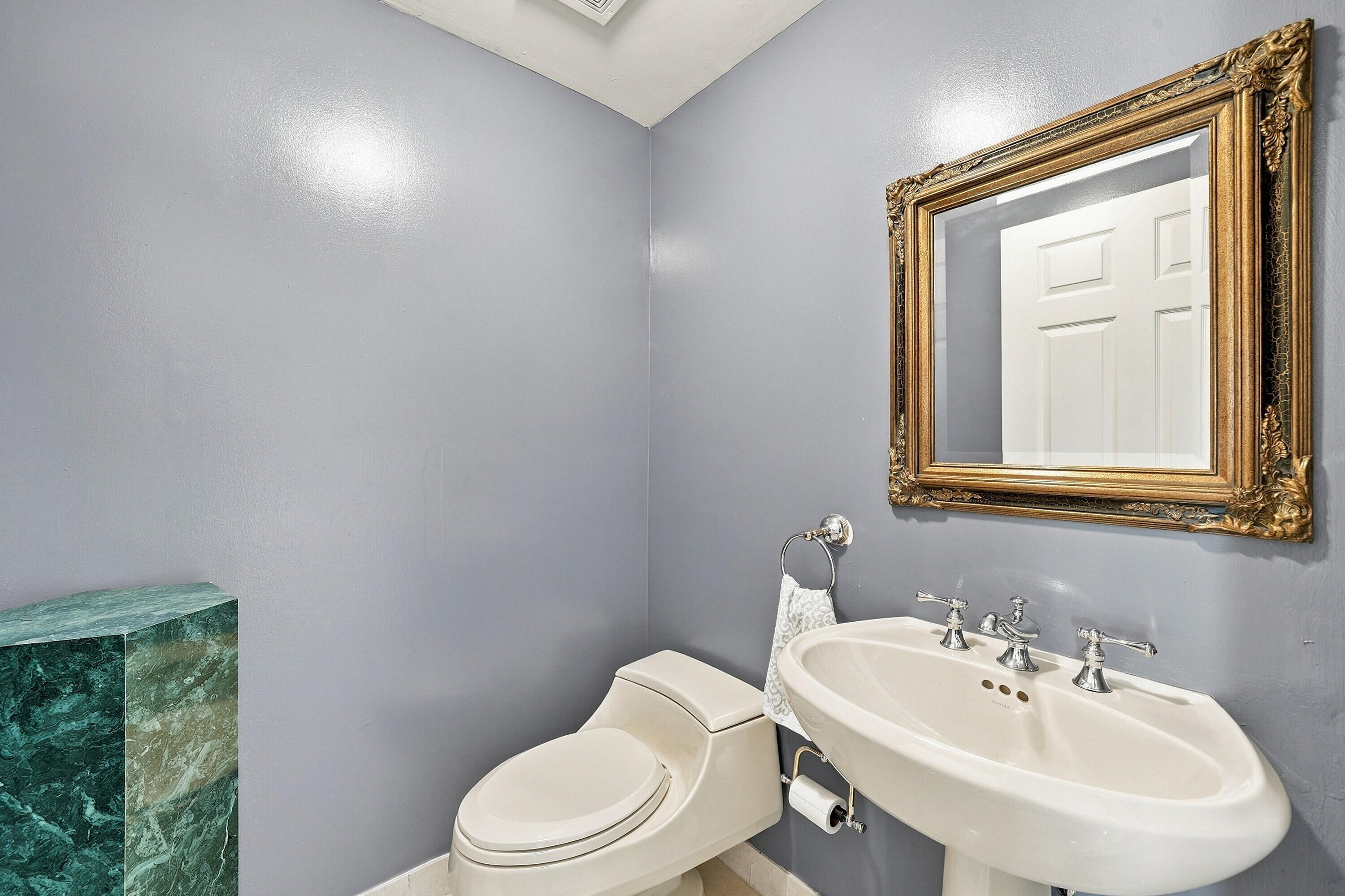 6001 N Ocean Dr #503 Hollywood, FL 33019