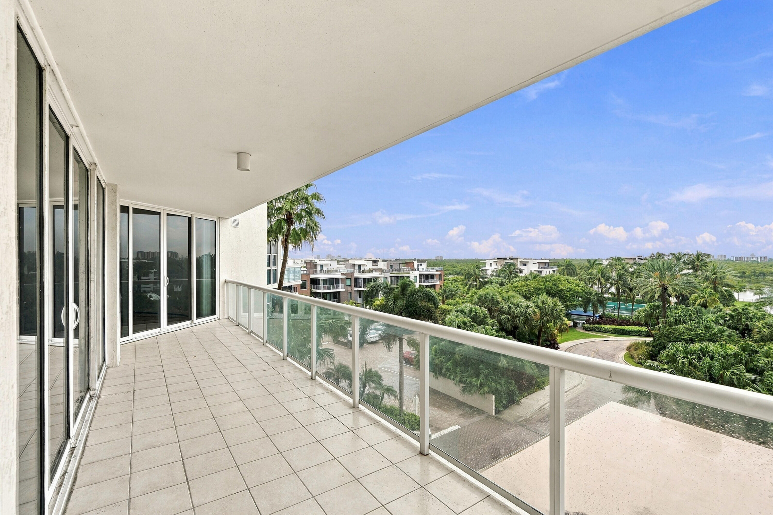 6001 N Ocean Dr #503 Hollywood, FL 33019