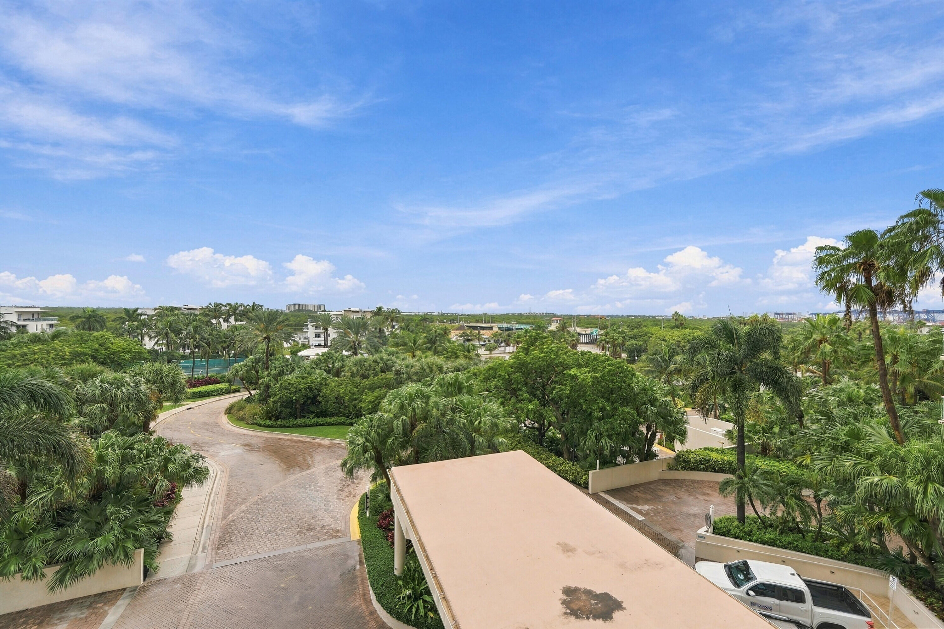 6001 N Ocean Dr #503 Hollywood, FL 33019