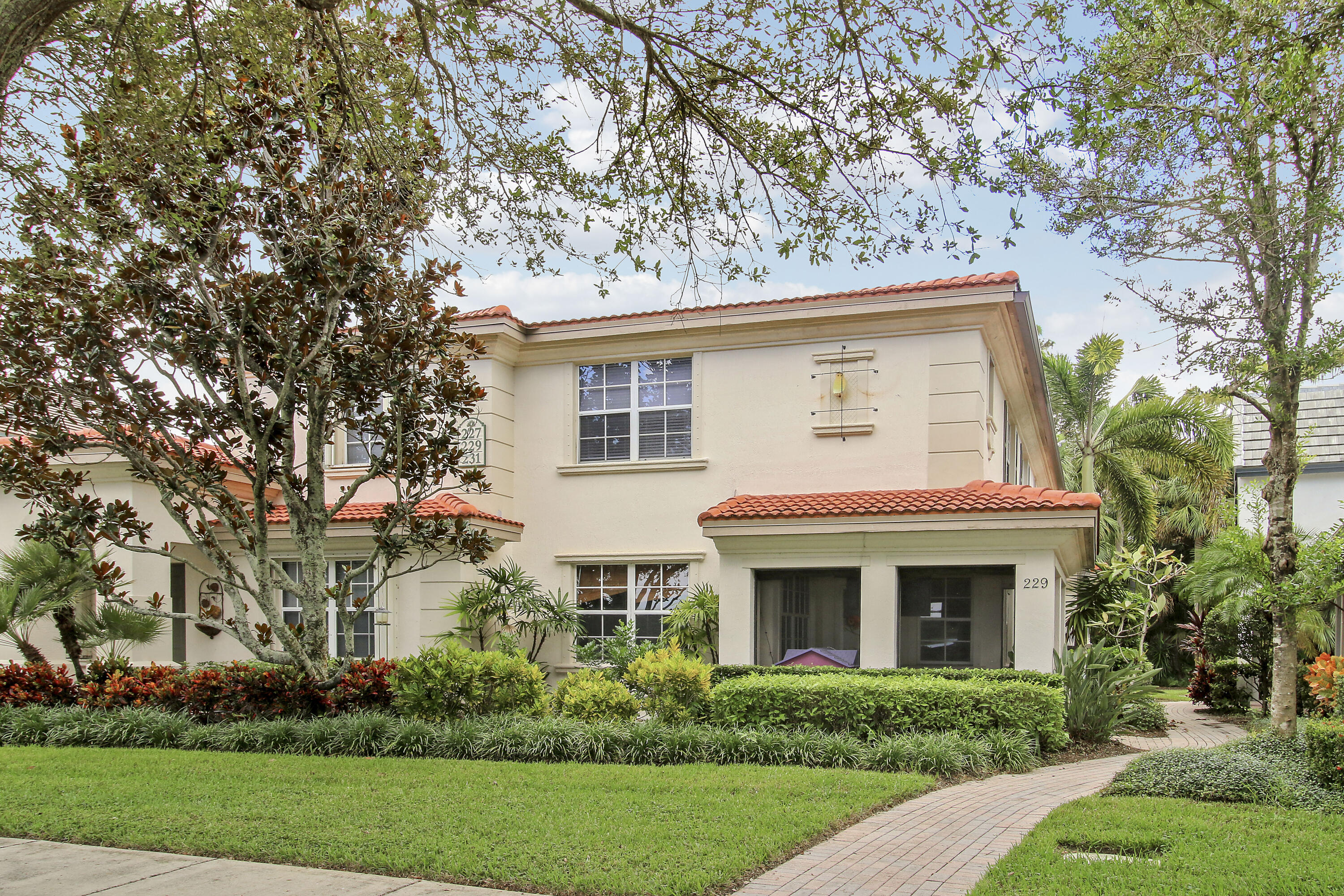 229 Evergrene Pkwy