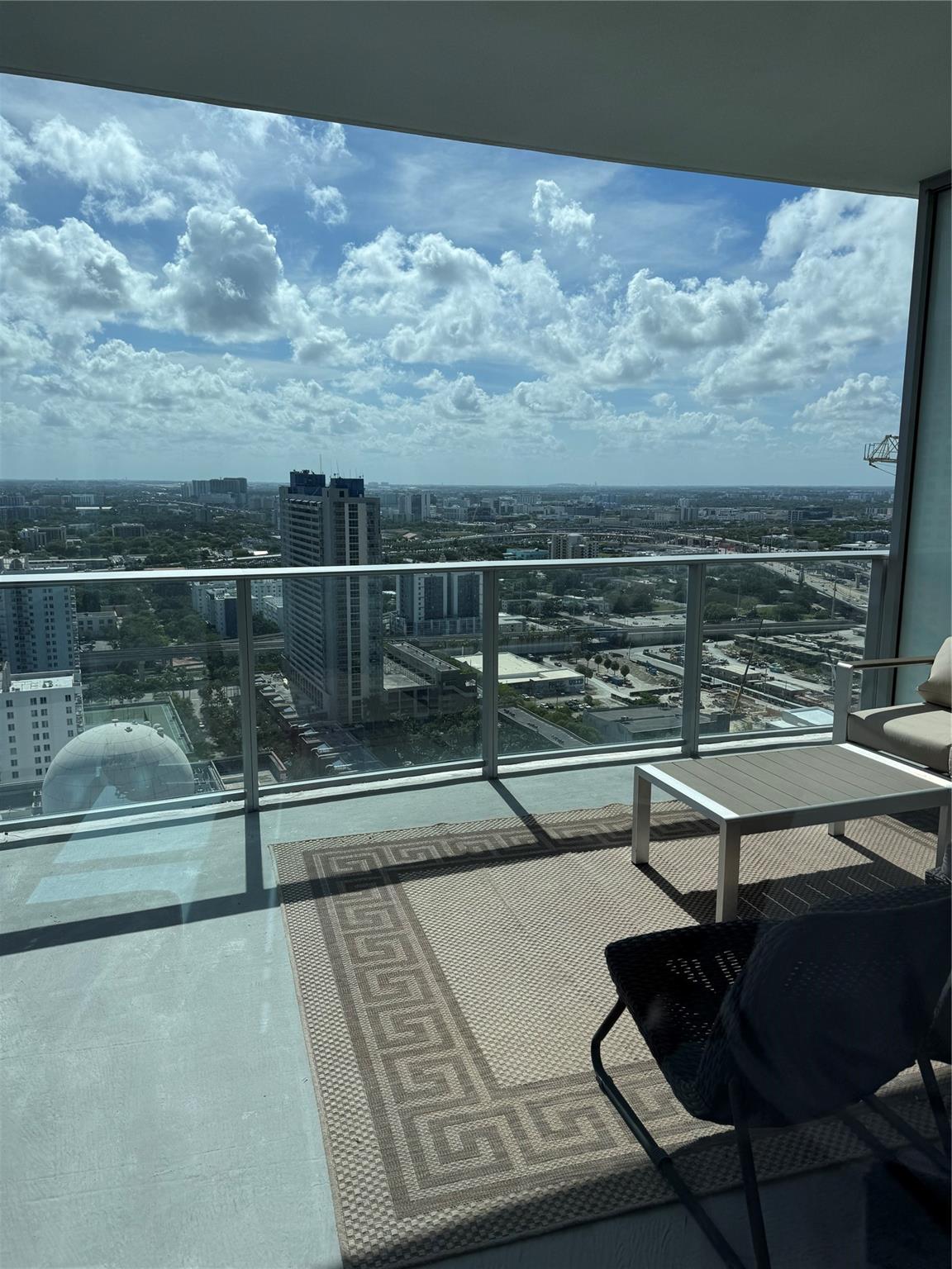 image Paramount Miami Worldcent9