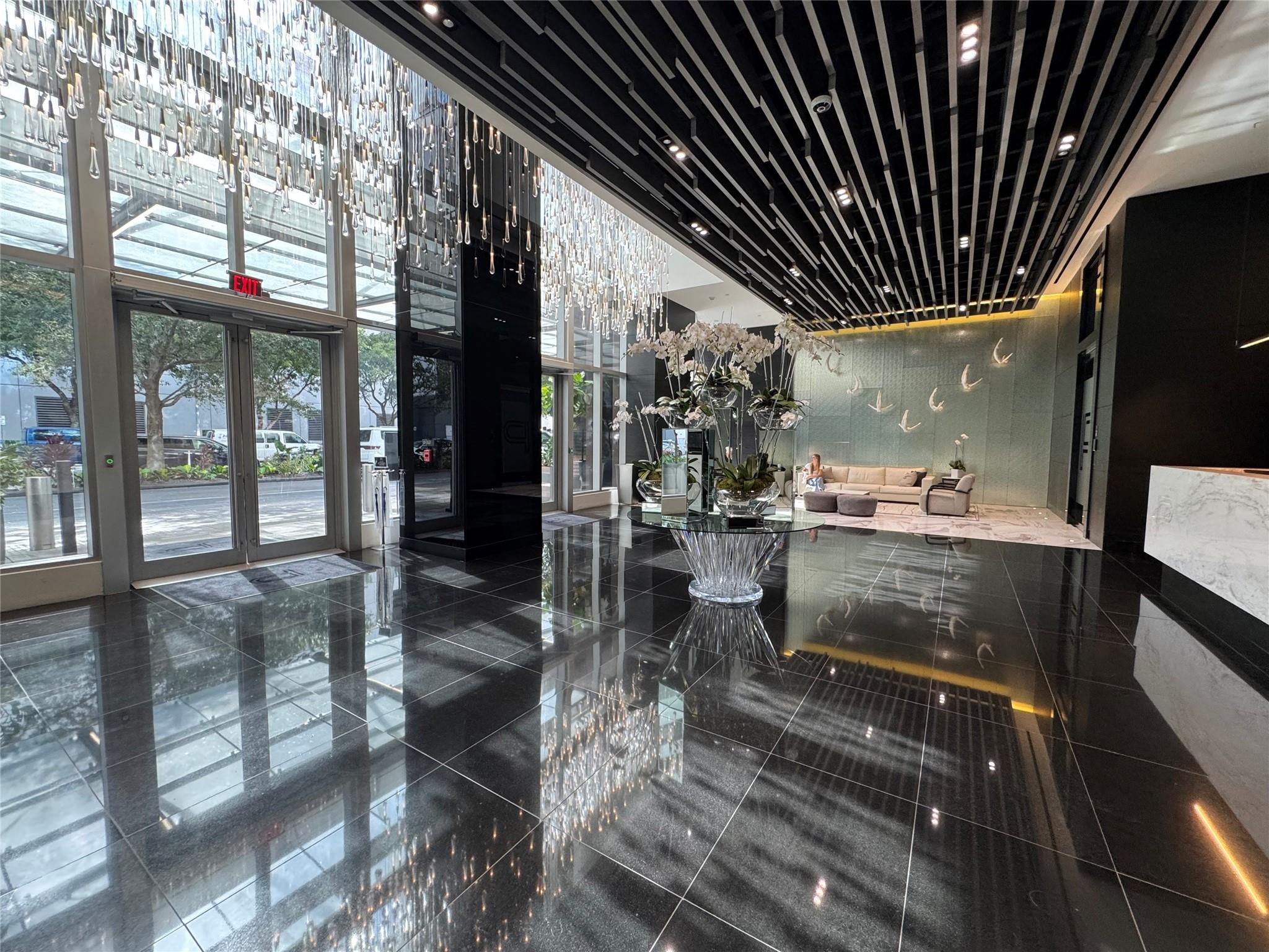 image Paramount Miami Worldcent24