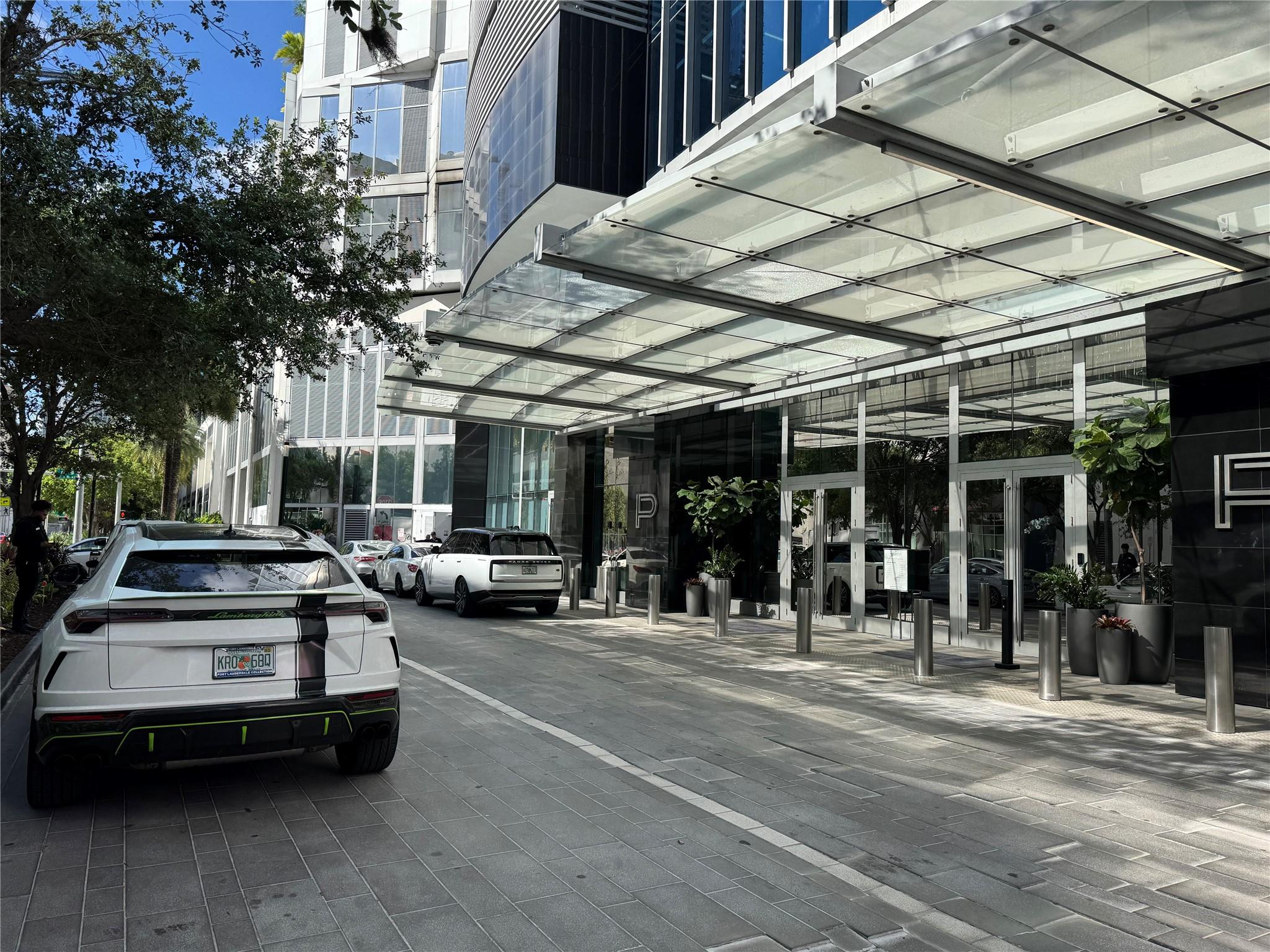 image Paramount Miami Worldcent29
