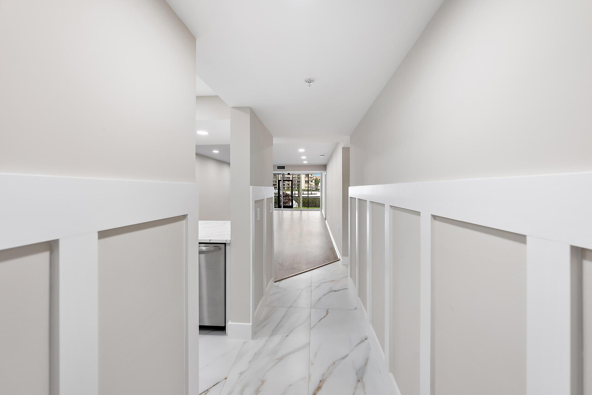 2501 Marina Isle Way #104 Jupiter, FL 33477