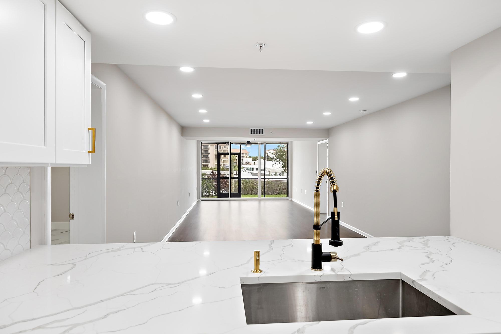 2501 Marina Isle Way #104 Jupiter, FL 33477