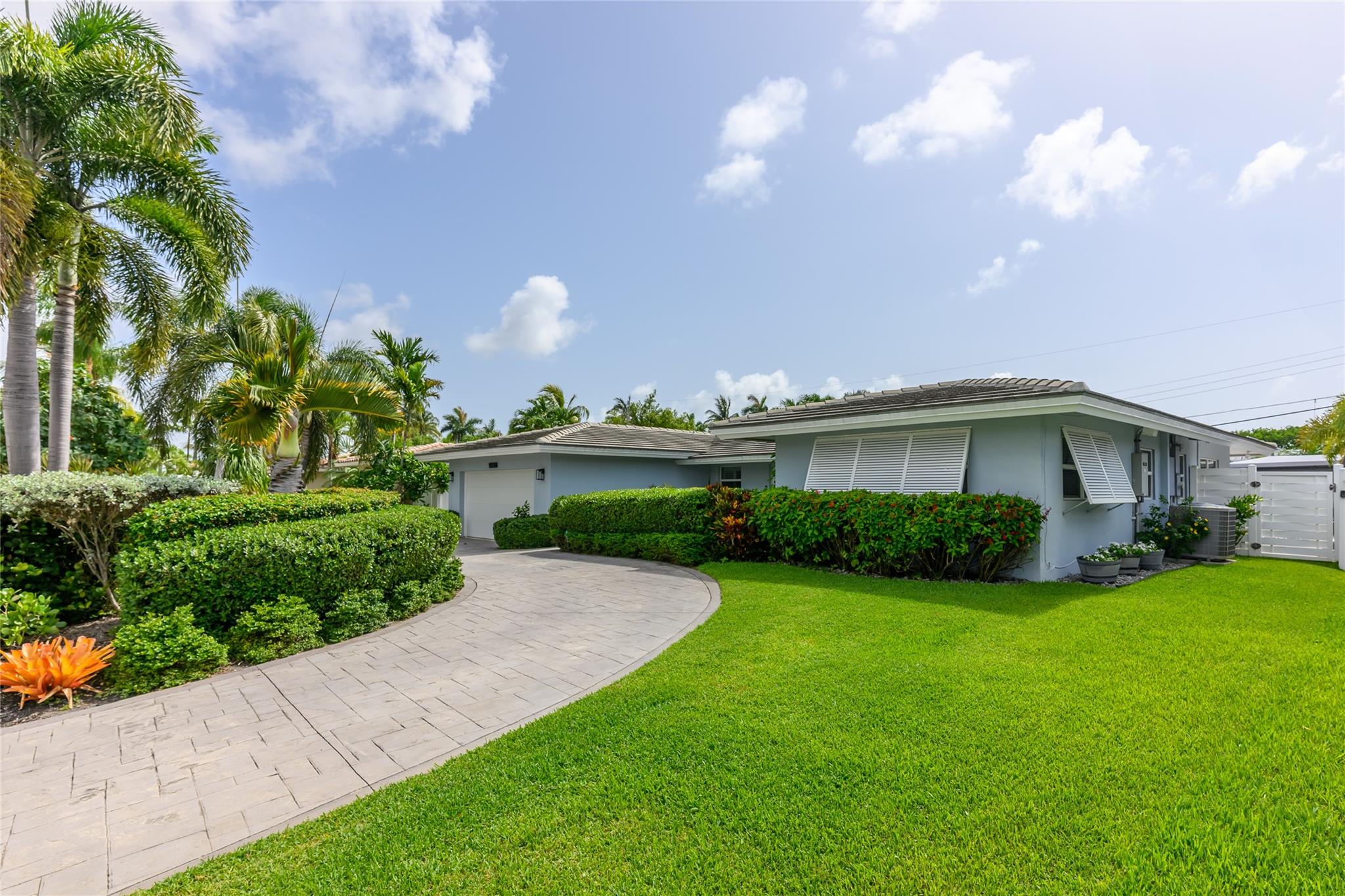 4040 NE 17th Ave,Oakland Park, FL 33334