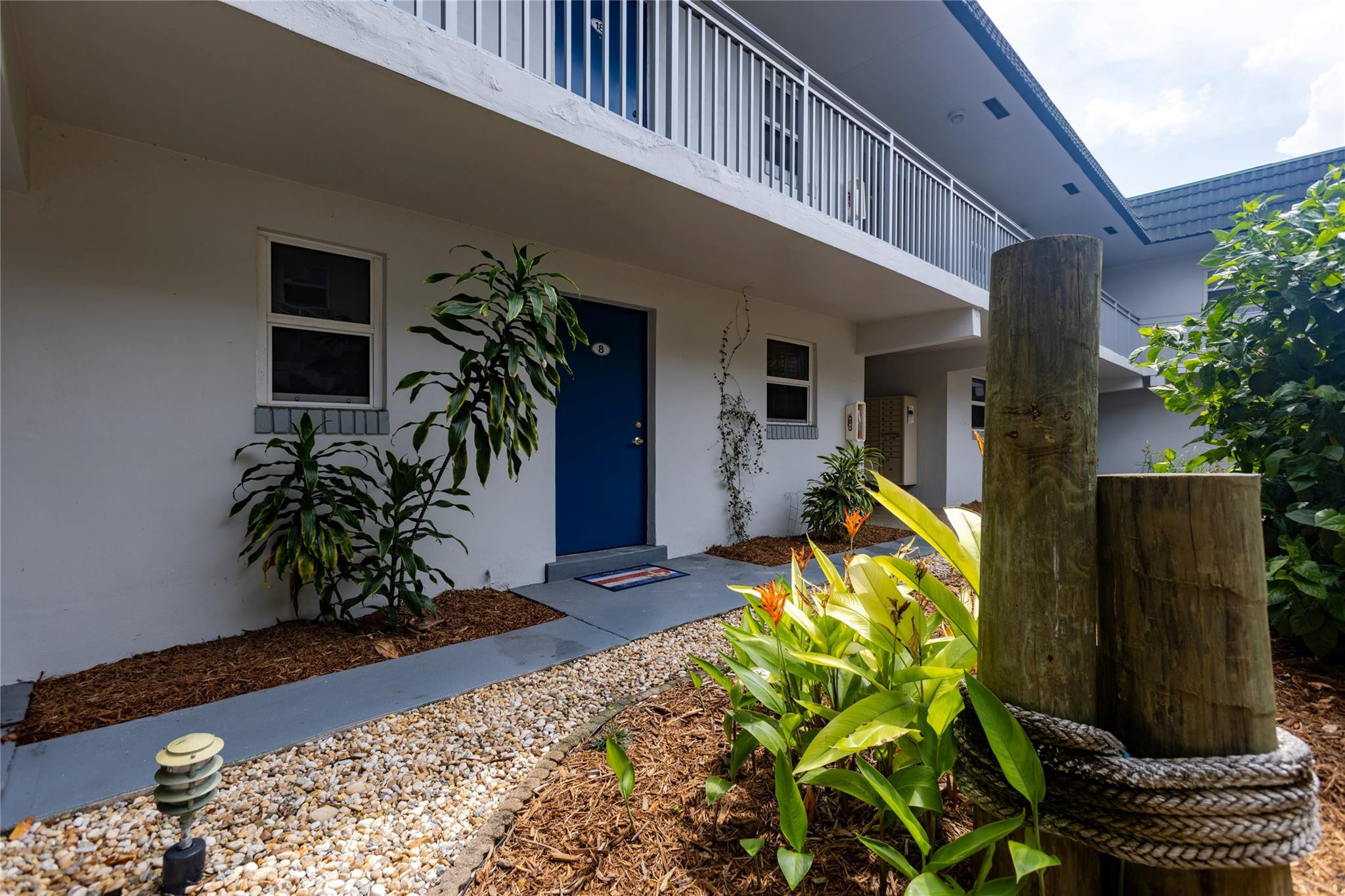 1001 SE 16th #8 Fort Lauderdale, FL 33316