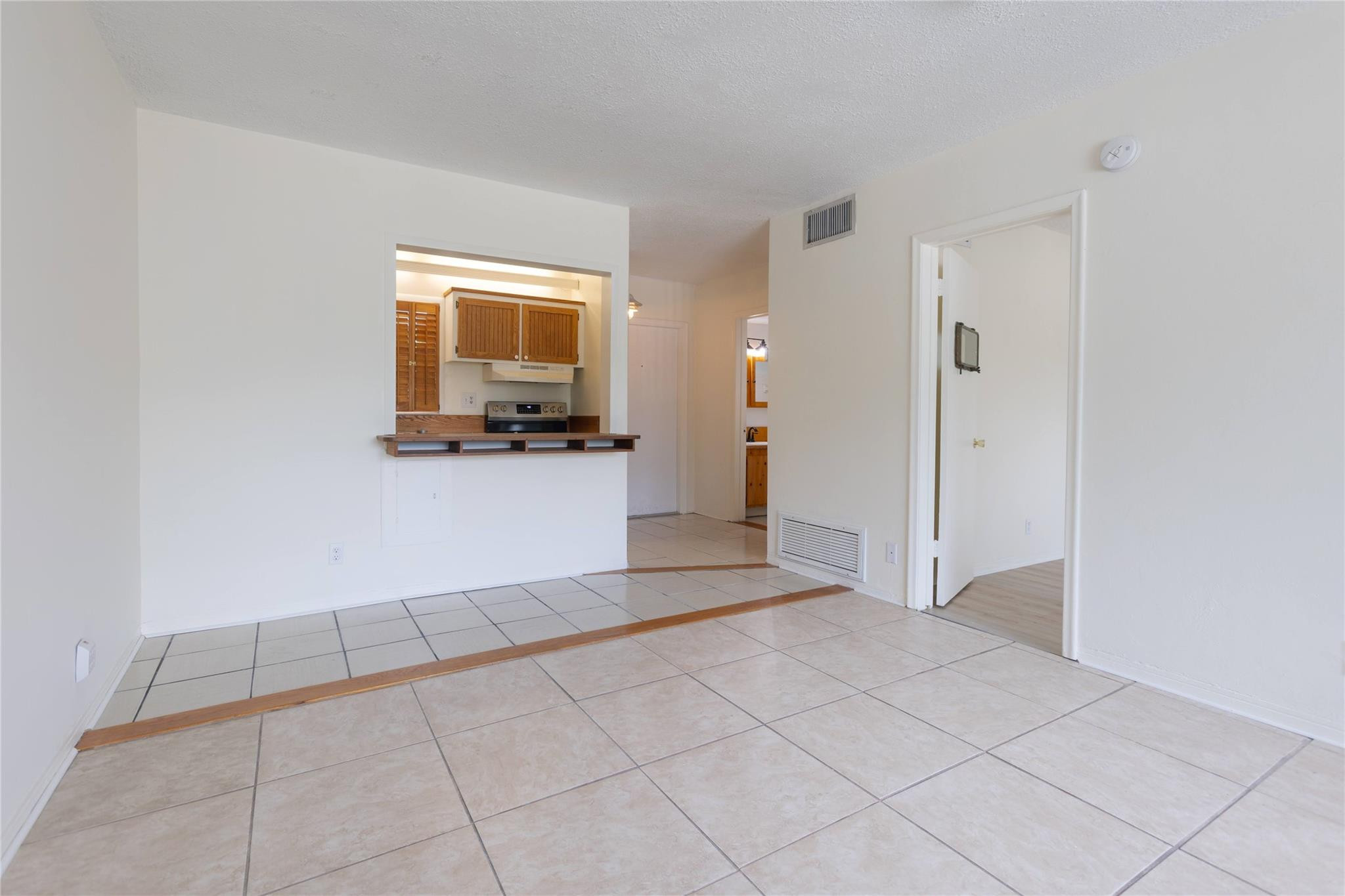1001 SE 16th #8 Fort Lauderdale, FL 33316
