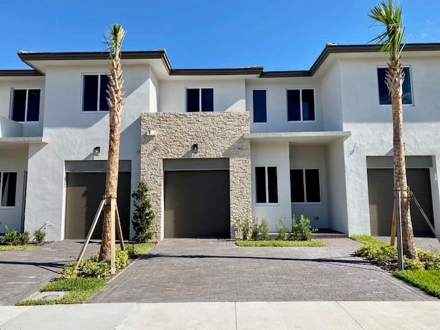 1540 Pioneer Way