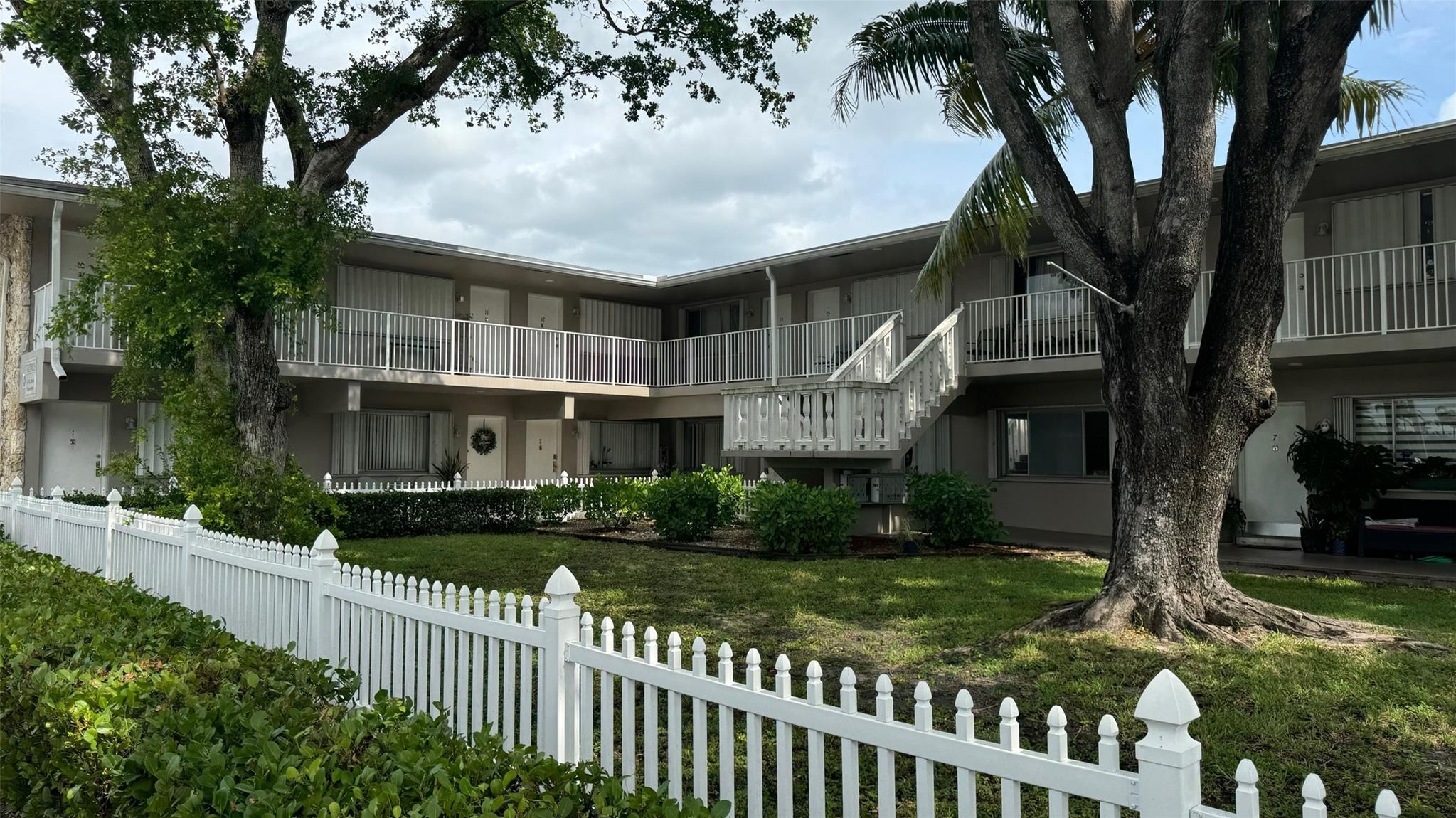 344 SE 11th Ave #10