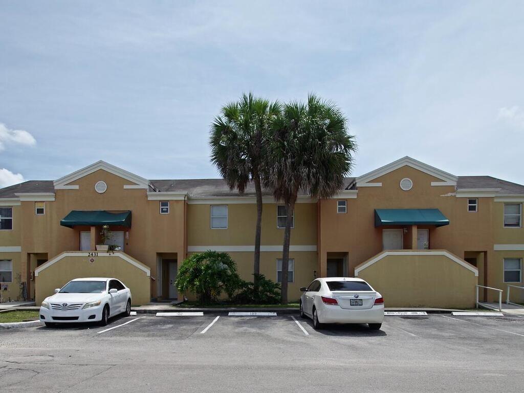 2431 NW 56th Ave #201