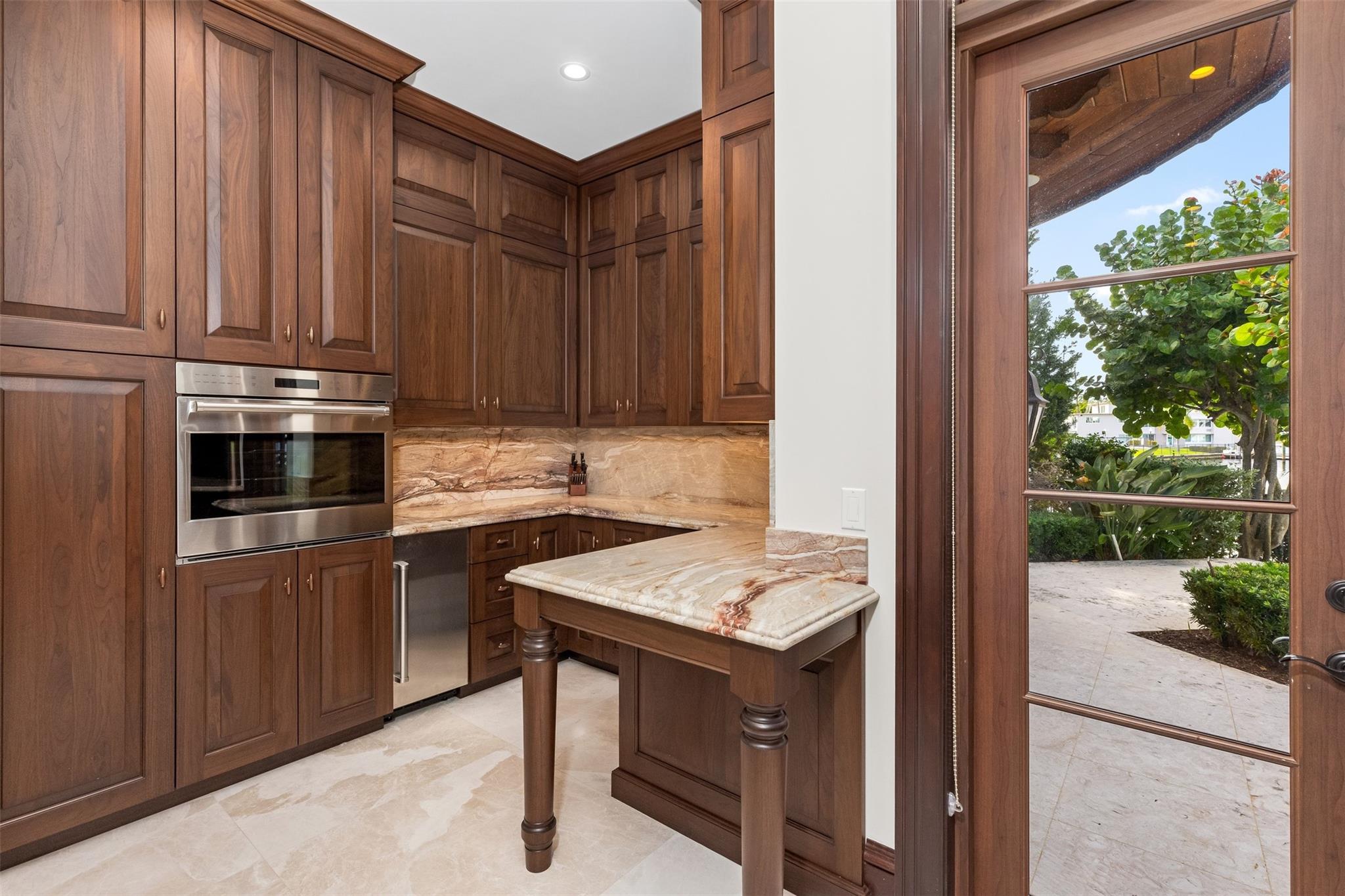 632 2nd Key Dr Fort Lauderdale, FL 33304