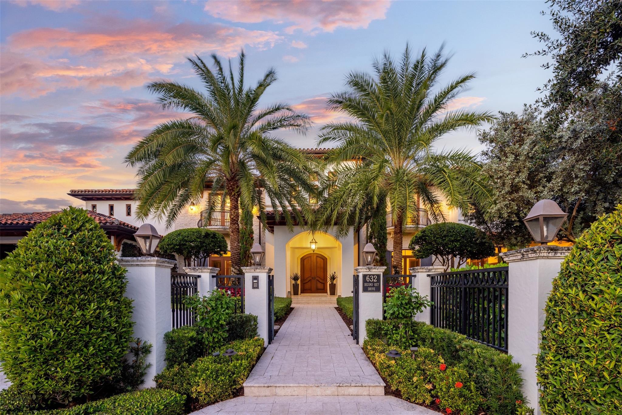 632 2nd Key Dr Fort Lauderdale, FL 33304