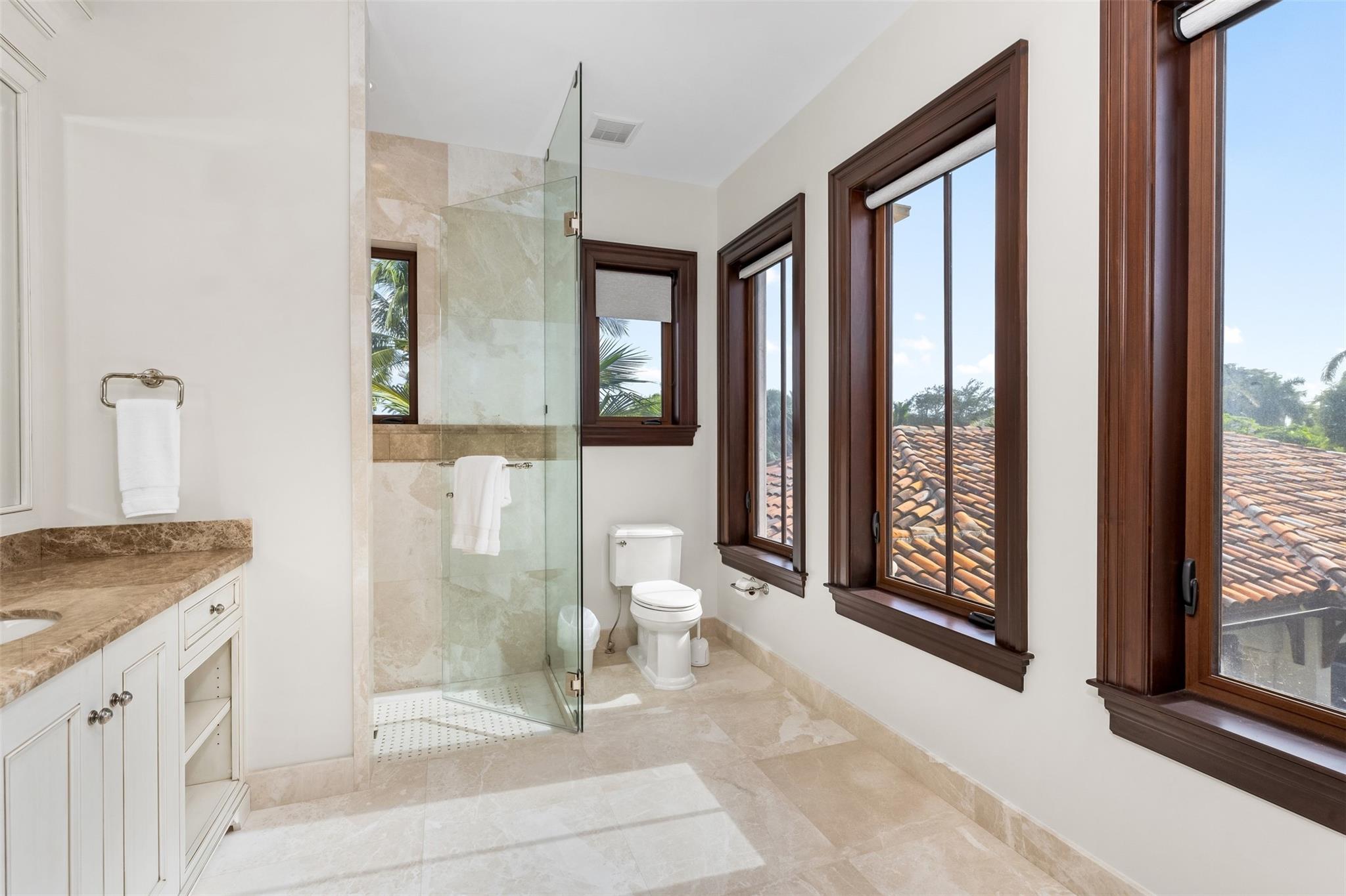 632 2nd Key Dr Fort Lauderdale, FL 33304