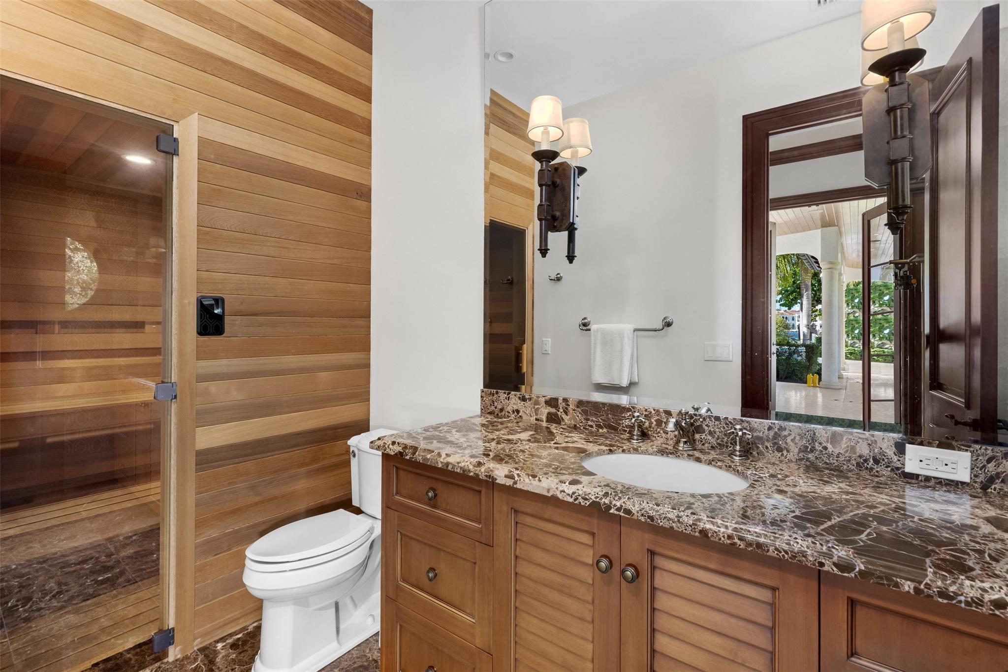 632 2nd Key Dr Fort Lauderdale, FL 33304