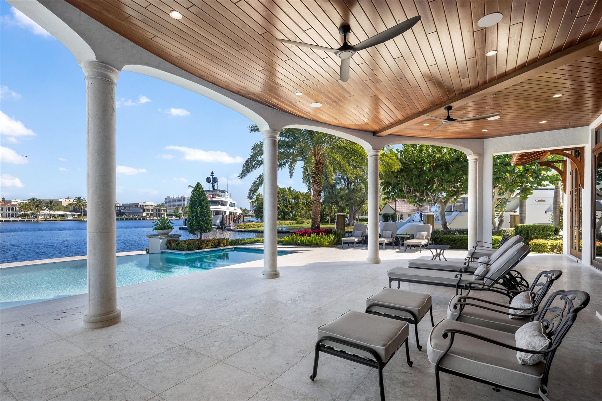 632 2nd Key Dr Fort Lauderdale, FL 33304